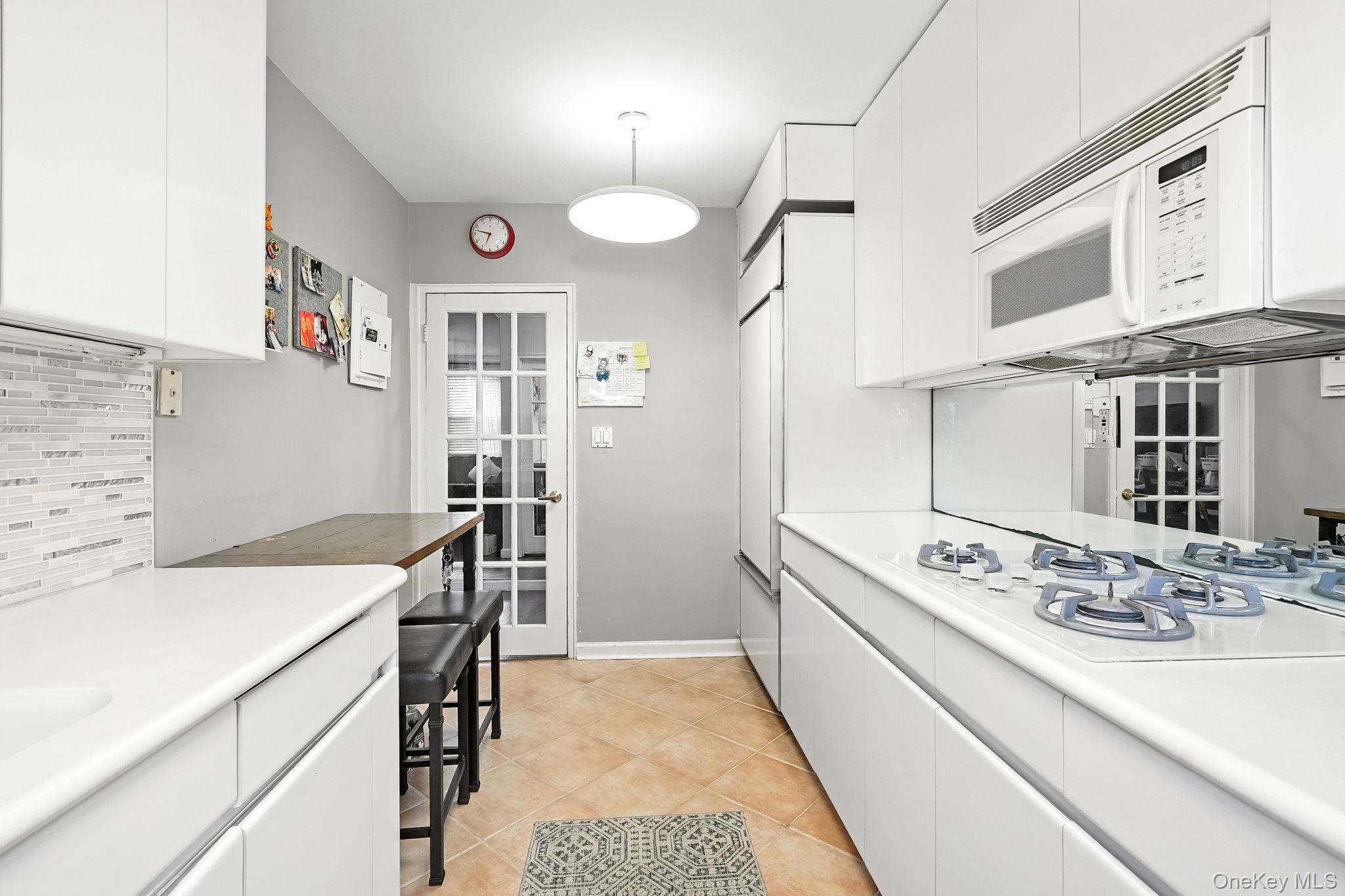 3 Bryant Crescent # 1B, White Plains, NY 10605