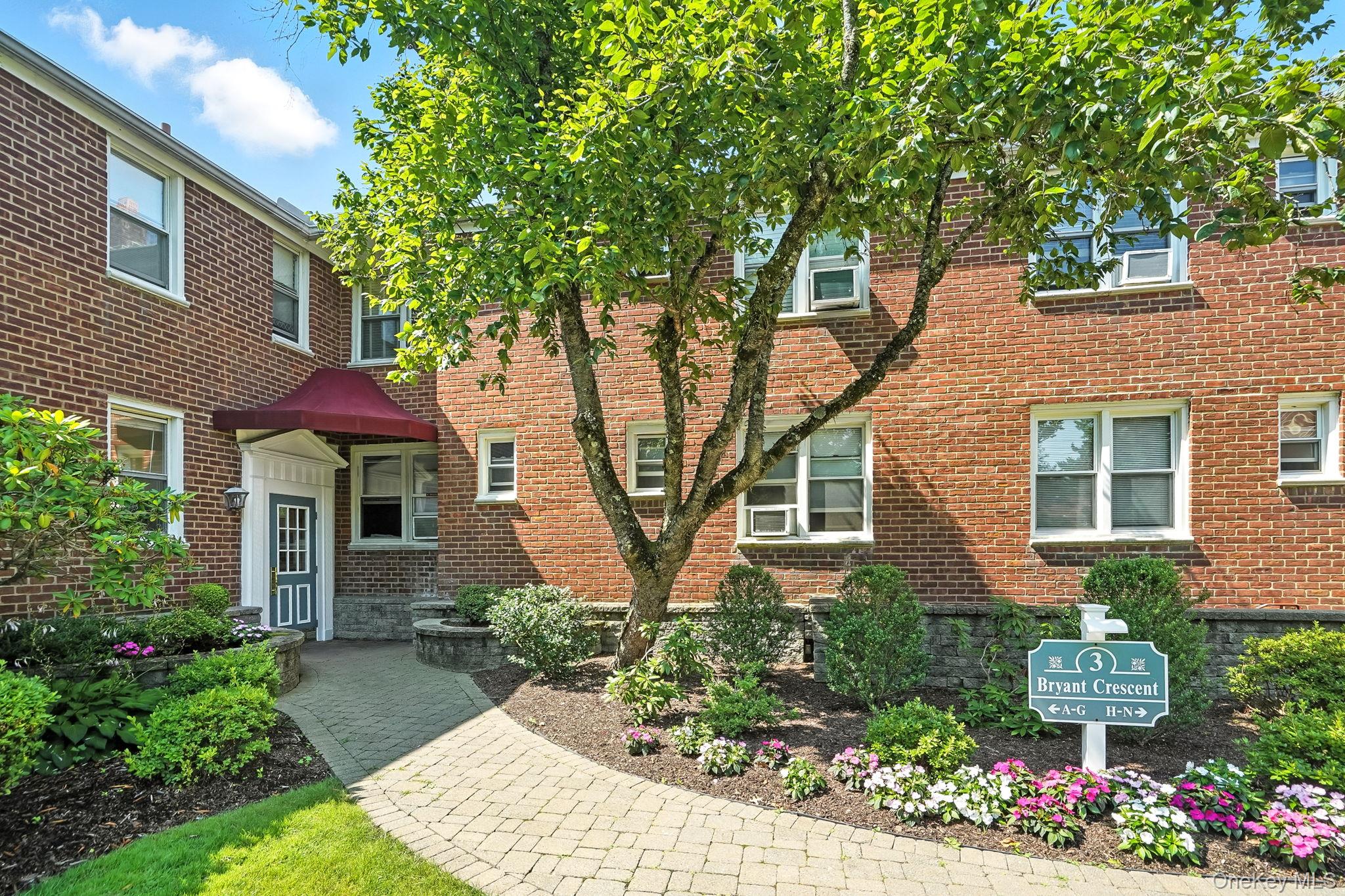 3 Bryant Crescent # 1B, White Plains, NY 10605