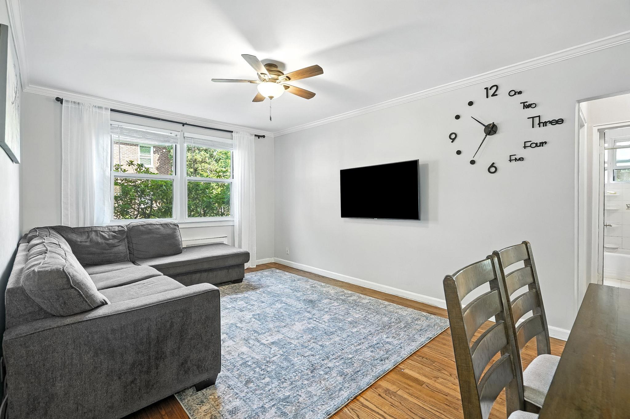 3 Bryant Crescent # 1B, White Plains, NY 10605