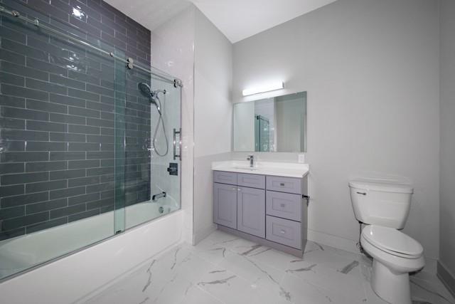 75 Circle Drive # 75-102, Central Islip, NY 11722