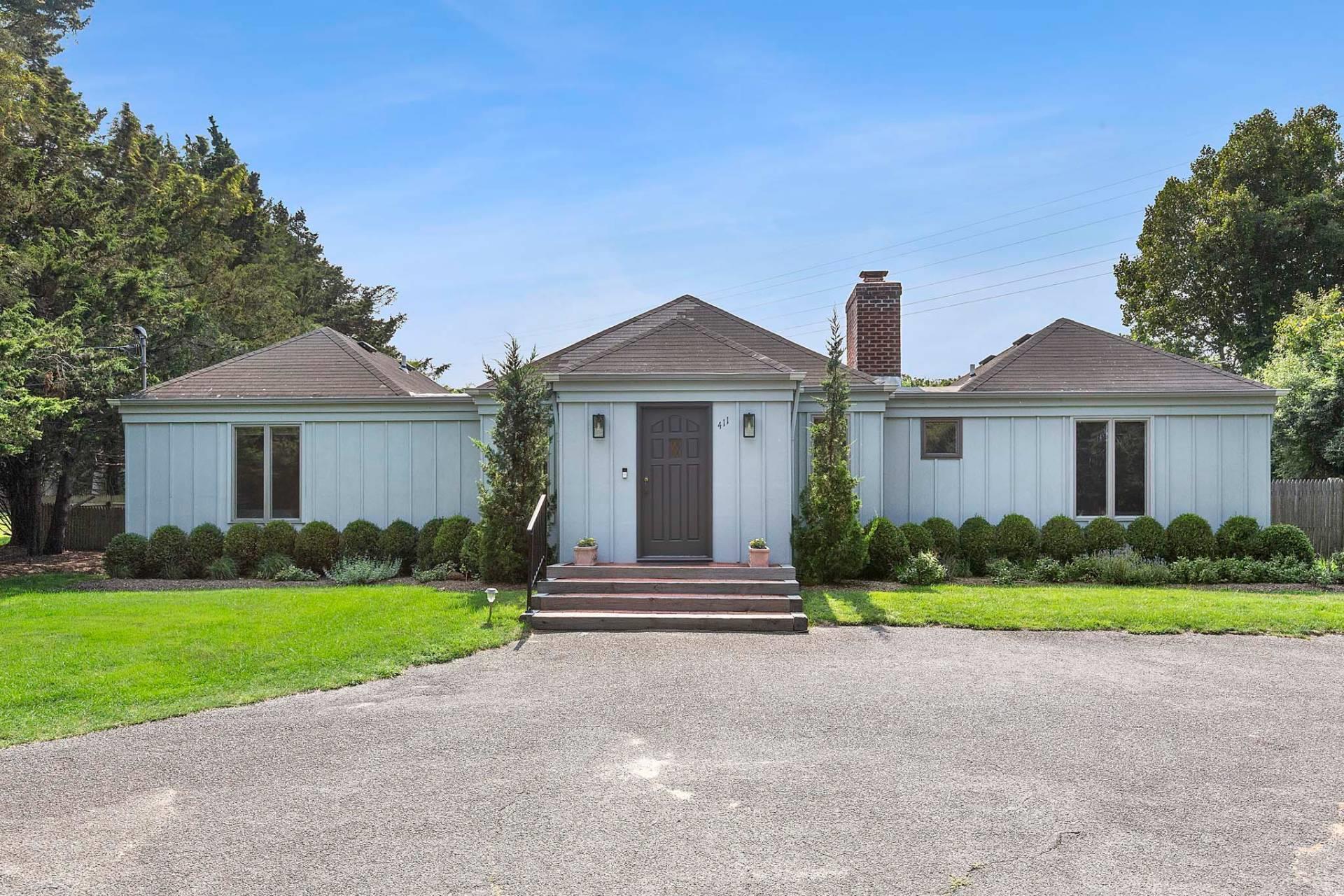 411 N Main Street, Southampton, NY 11968