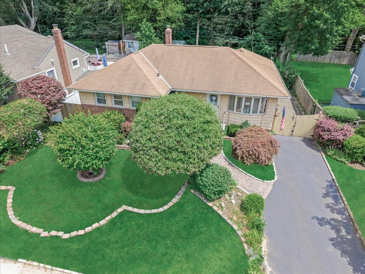 3167 Morgan Drive, Wantagh, NY 11793