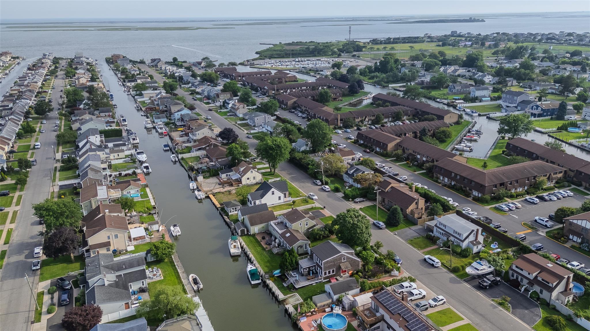 253 West Drive, Copiague, NY 11726