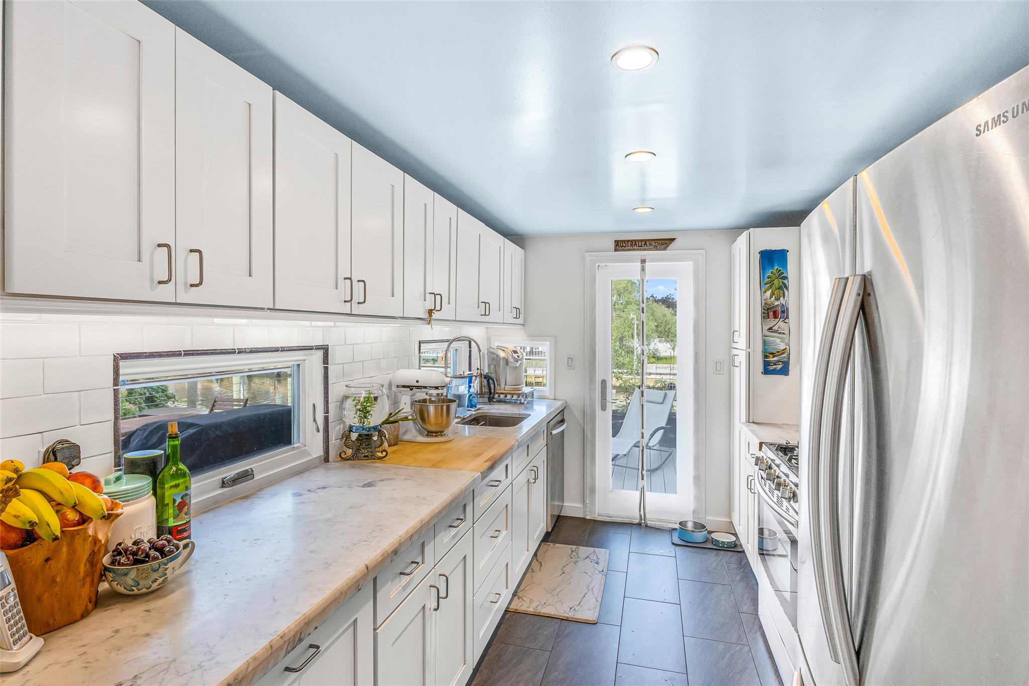 253 West Drive, Copiague, NY 11726