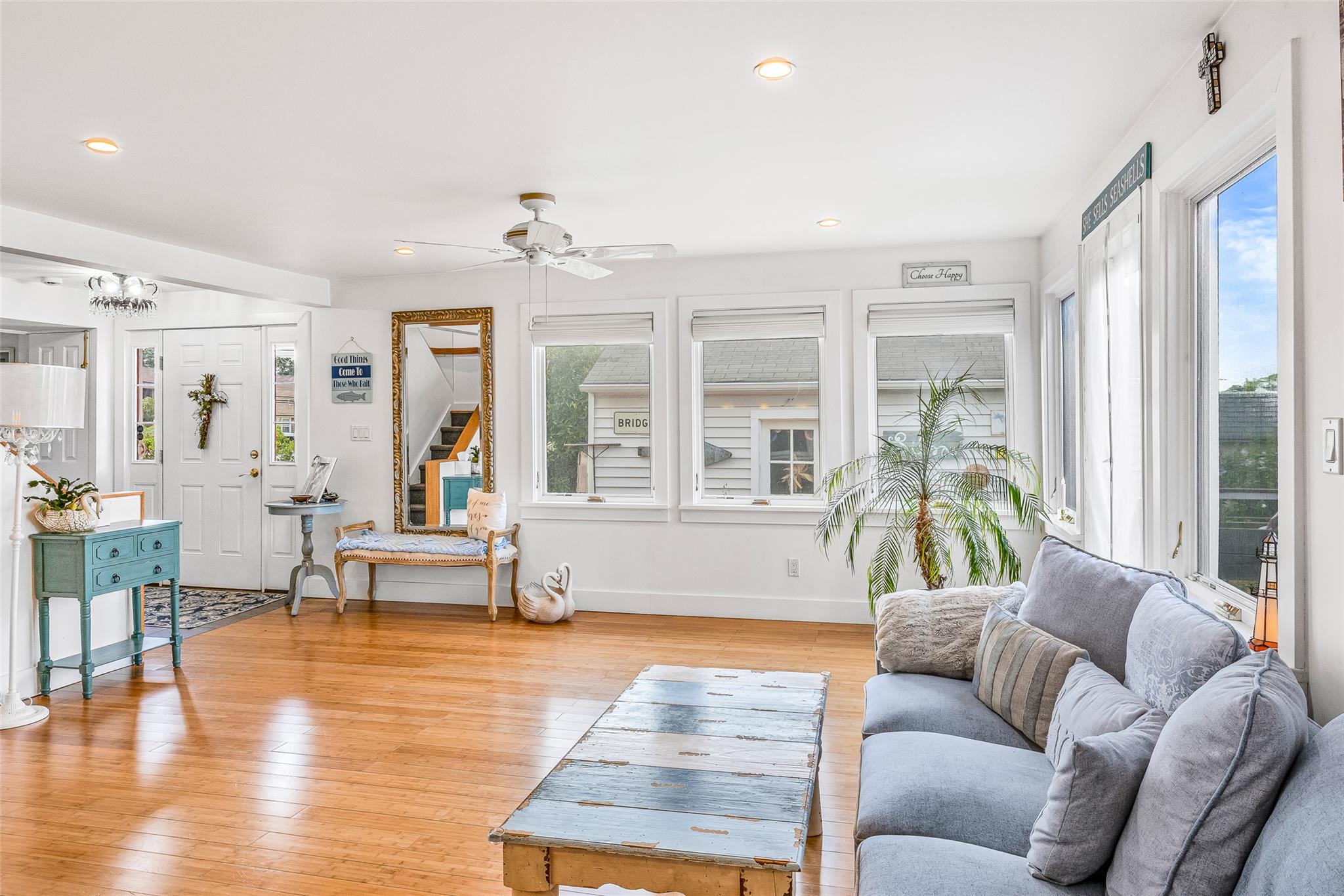 253 West Drive, Copiague, NY 11726