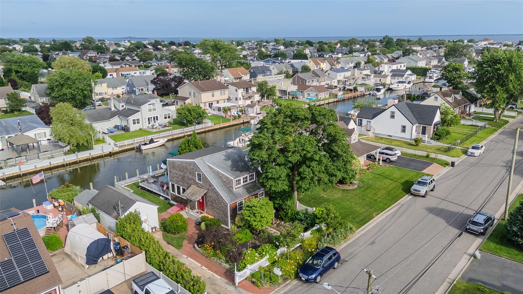 253 West Drive, Copiague, NY 11726