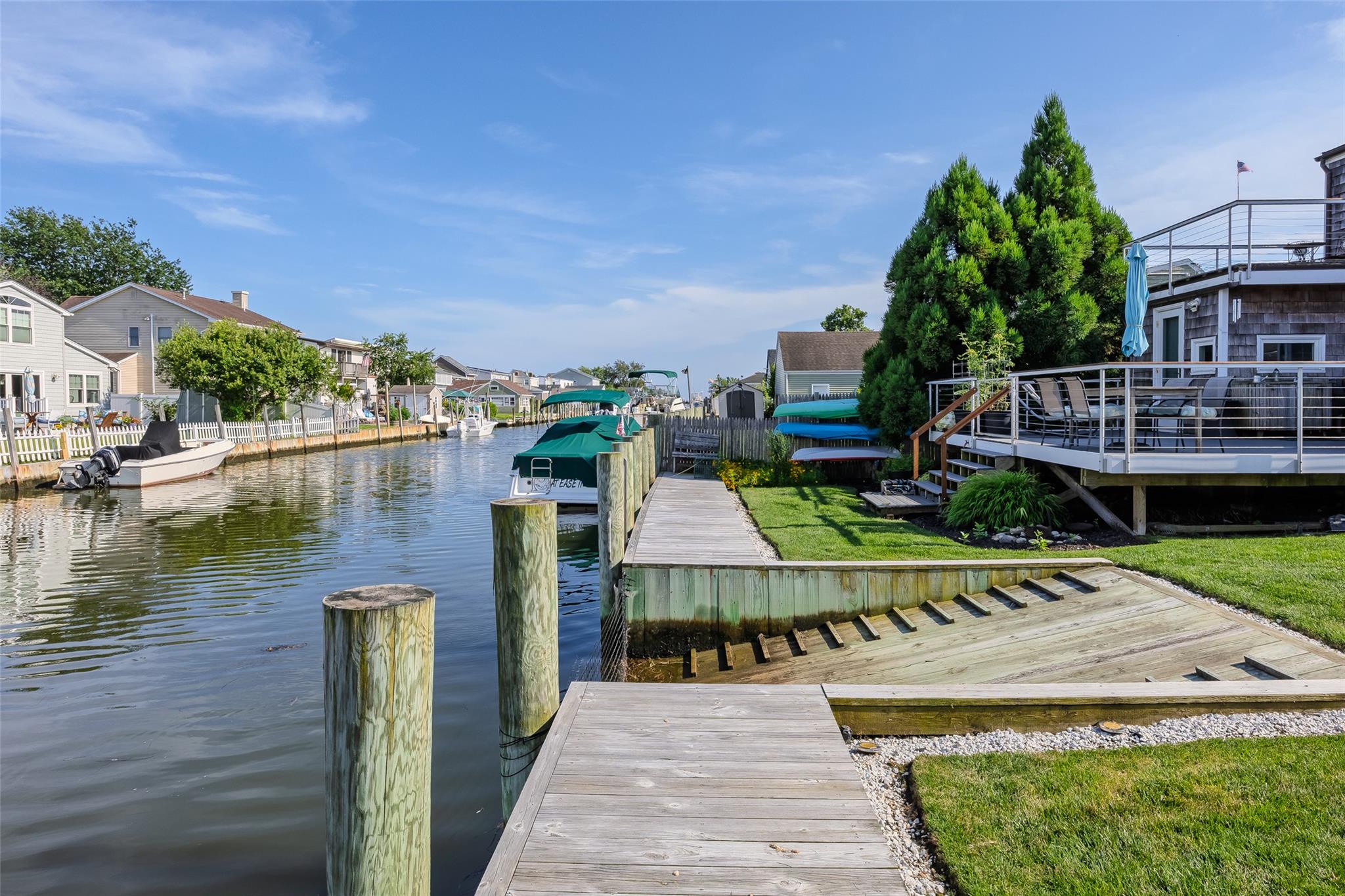 253 West Drive, Copiague, NY 11726