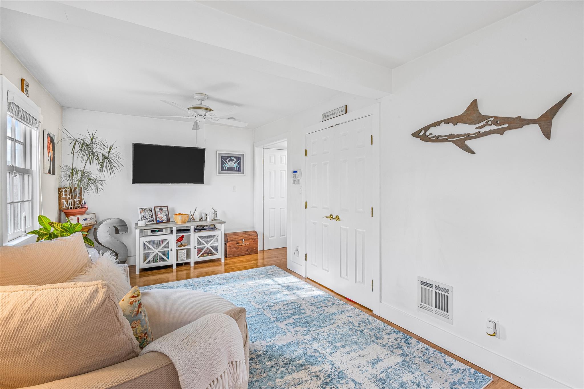 253 West Drive, Copiague, NY 11726