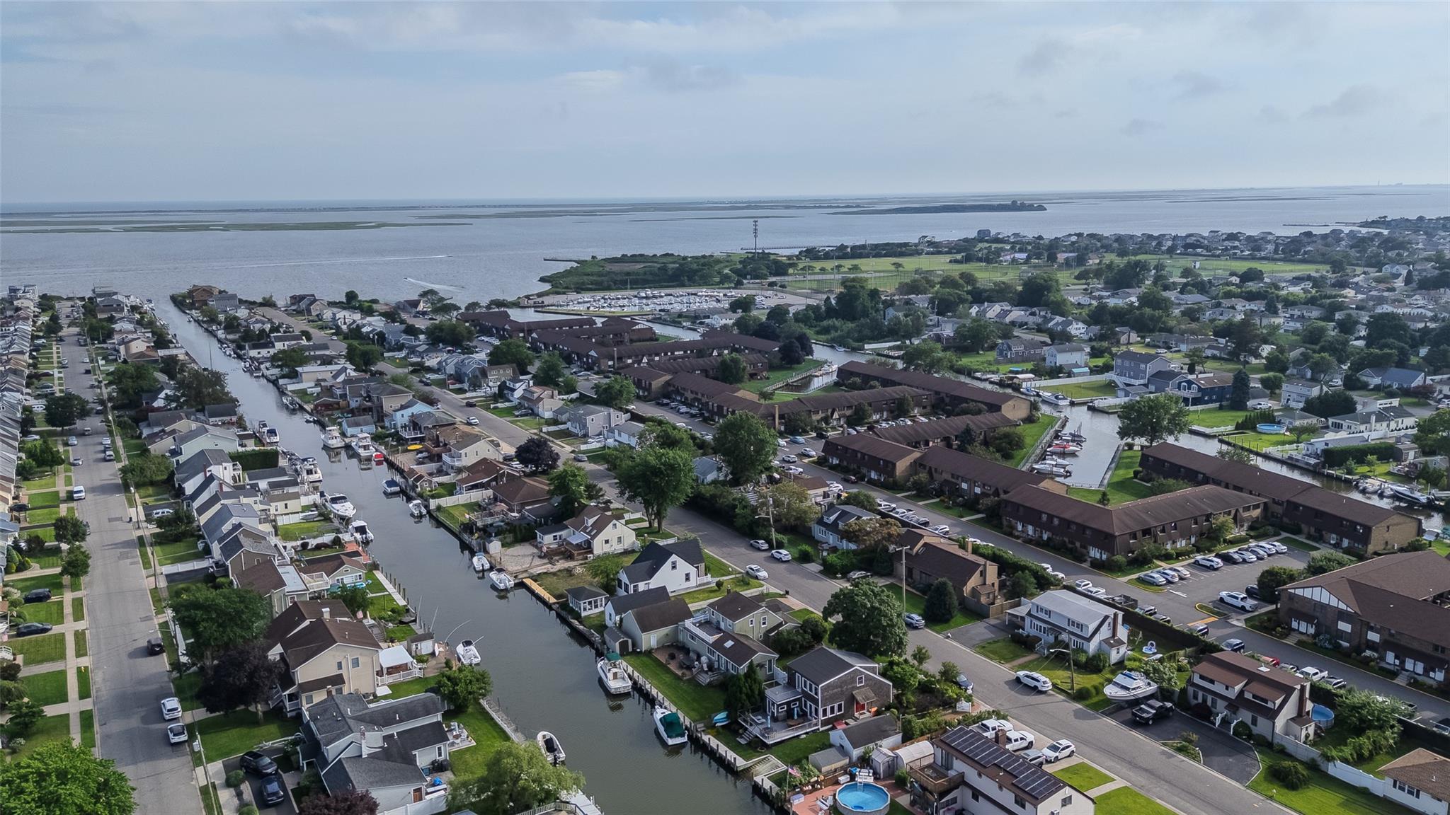 253 West Drive, Copiague, NY 11726