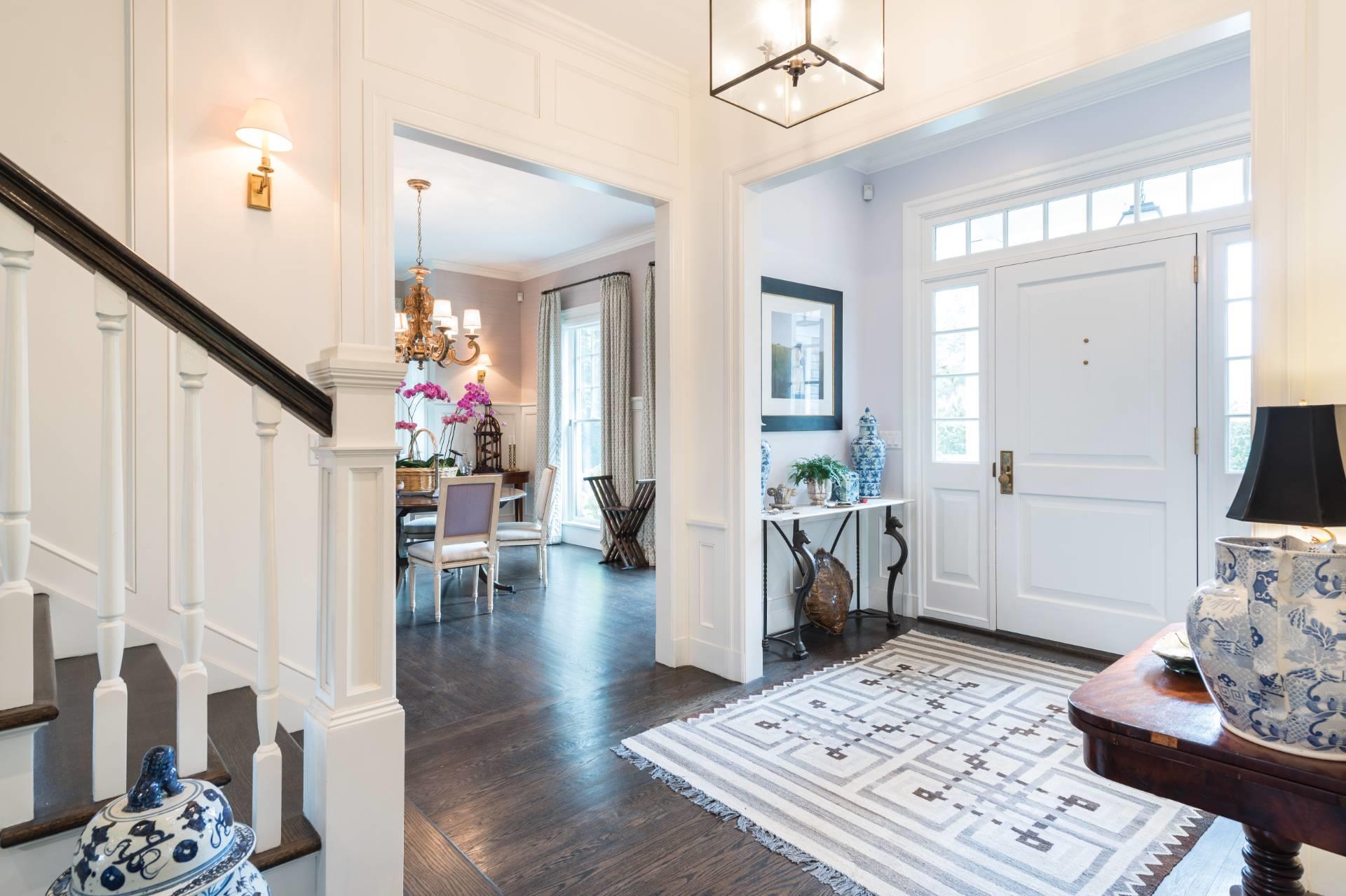 229 Toylsome Lane, Southampton, NY 11968