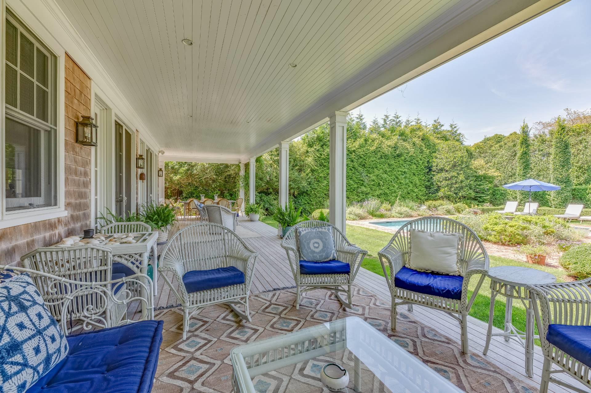 229 Toylsome Lane, Southampton, NY 11968