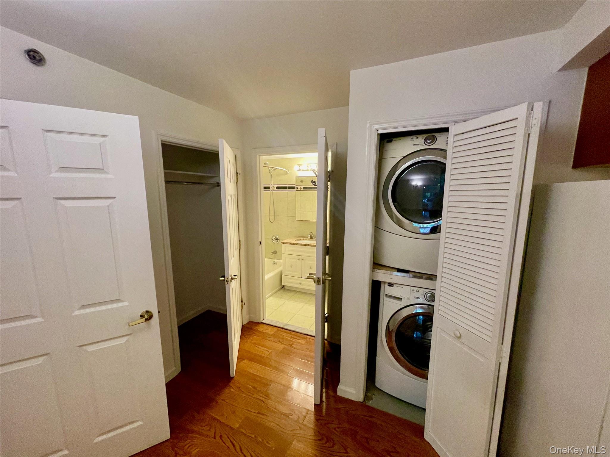 6434 Grand Central Parkway # 1F, Forest Hills, NY 11375