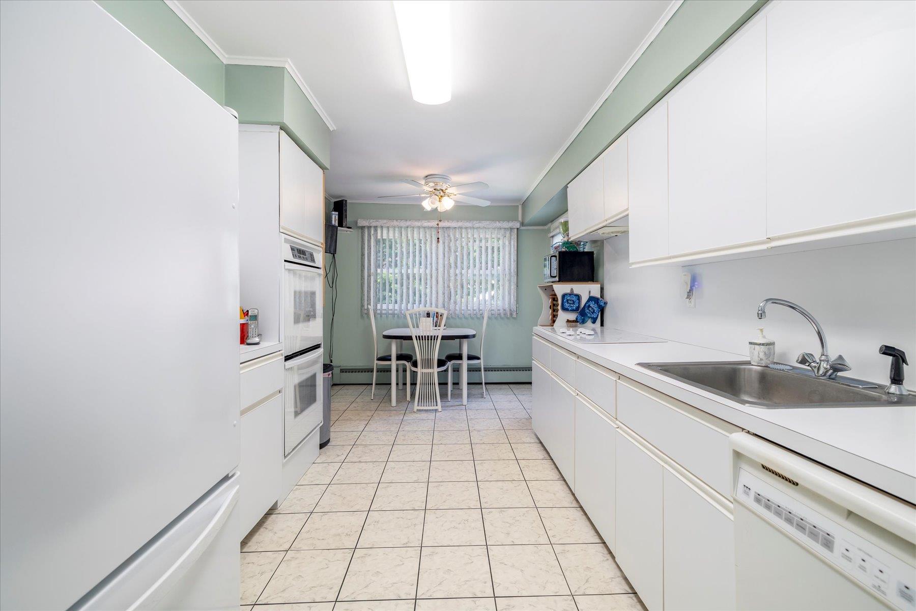 689 Allwyn Street, Baldwin, NY 11510