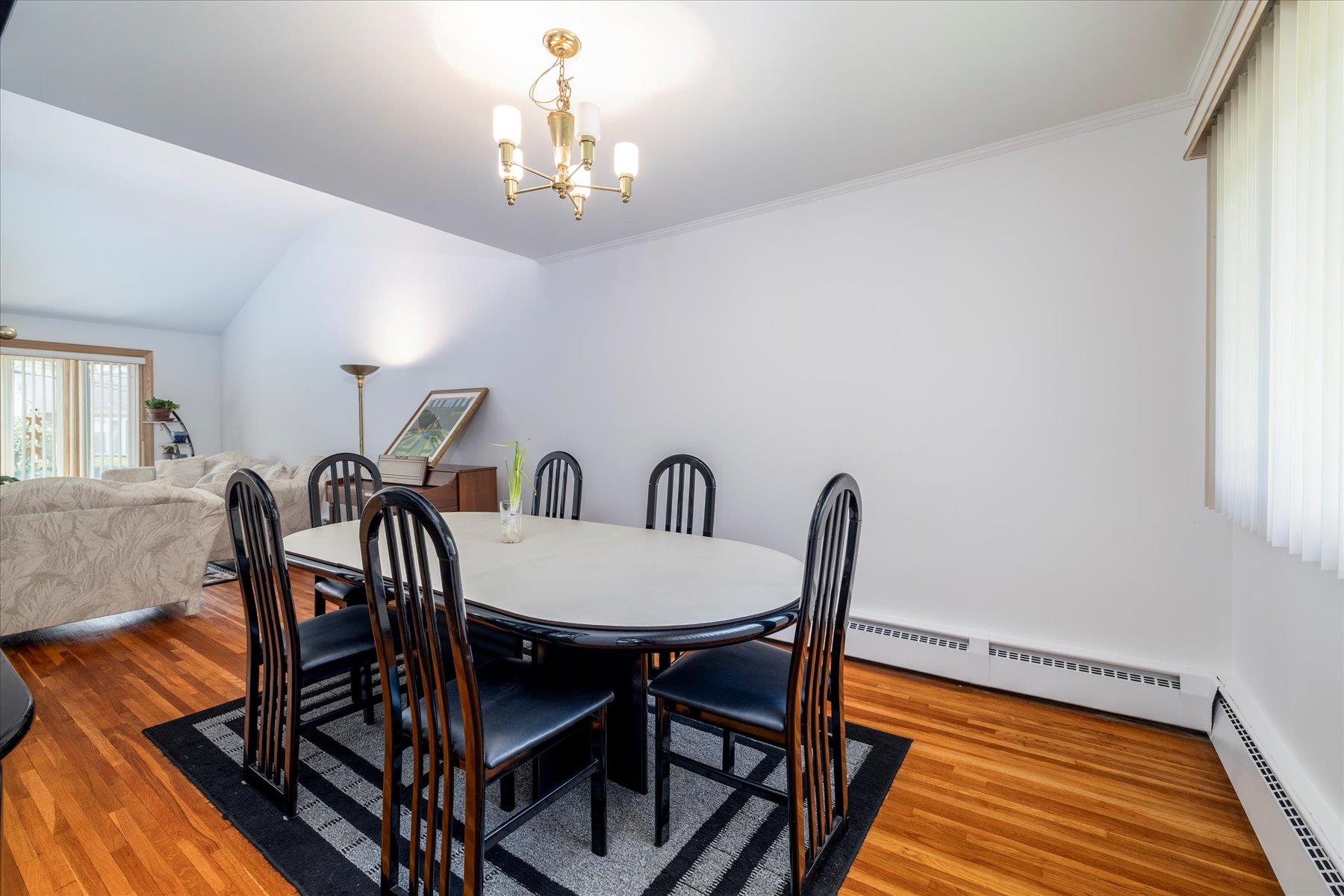 689 Allwyn Street, Baldwin, NY 11510