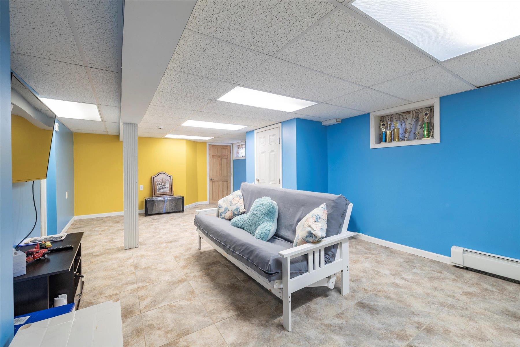 689 Allwyn Street, Baldwin, NY 11510