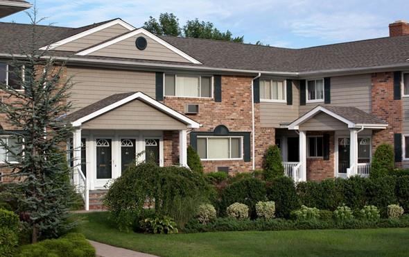 134 Park Avenue # 9D, Babylon, NY 11702
