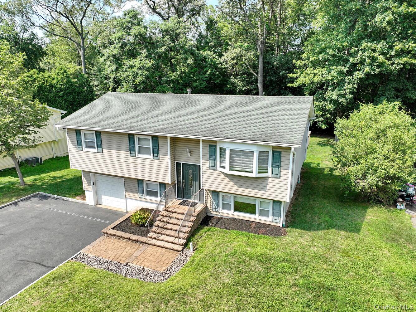 12 Sagamore Avenue, Suffern, NY 10901