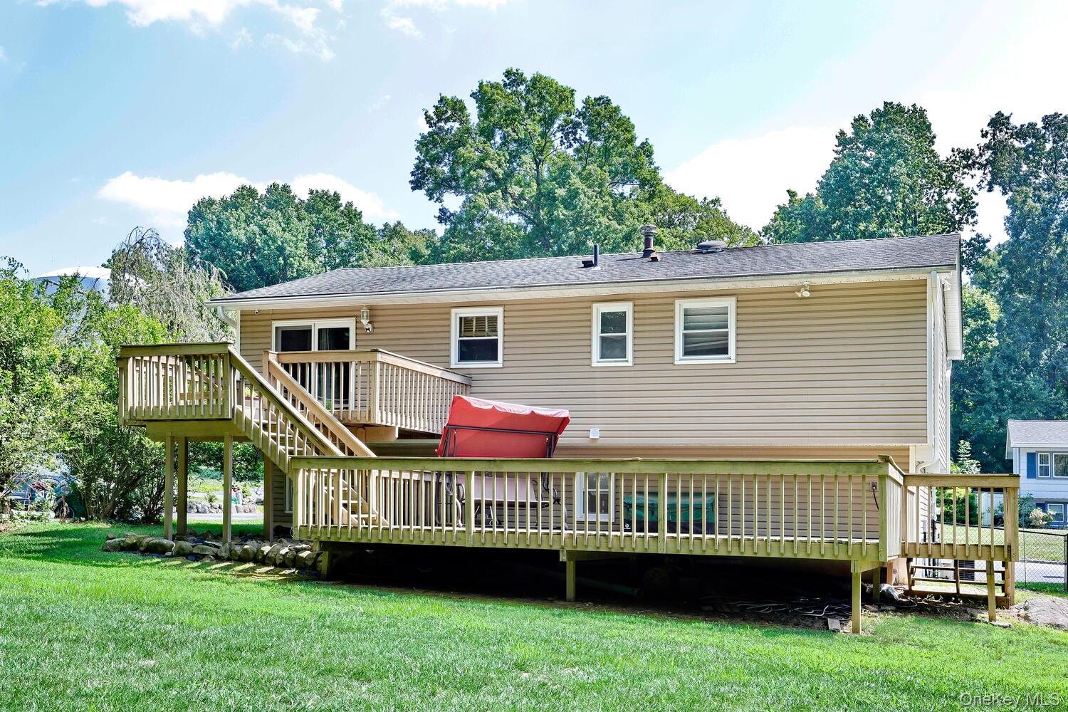 12 Sagamore Avenue, Suffern, NY 10901