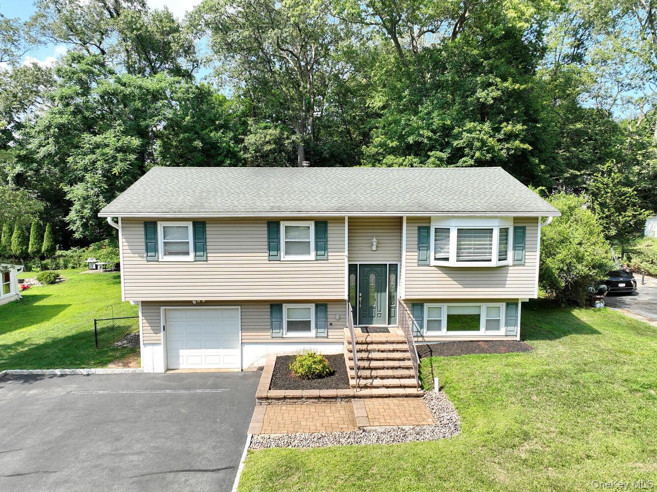 12 Sagamore Avenue, Suffern, NY 10901