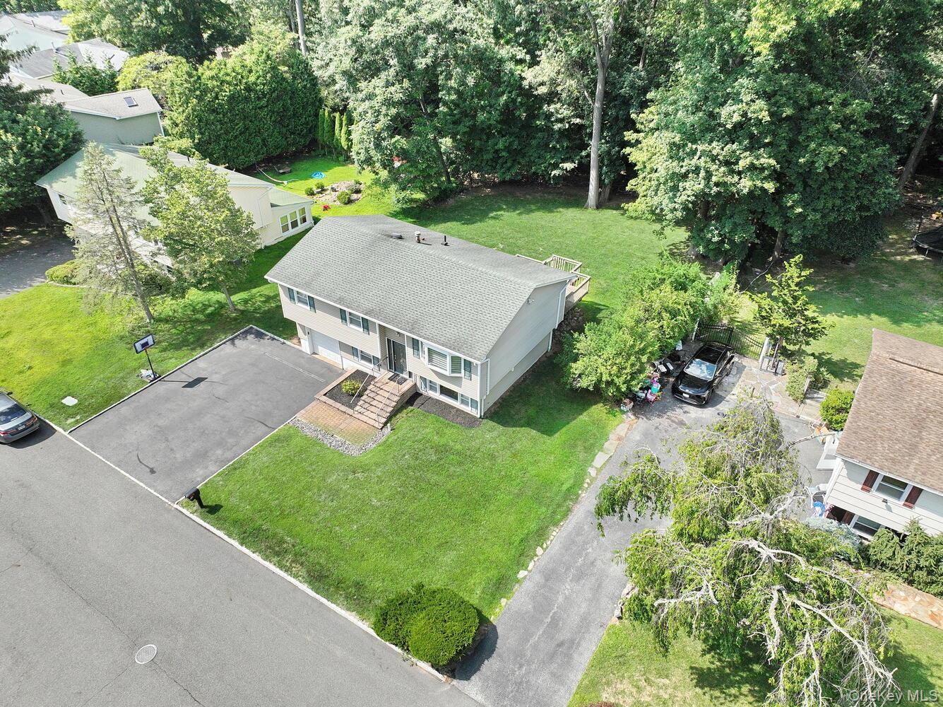 12 Sagamore Avenue, Suffern, NY 10901