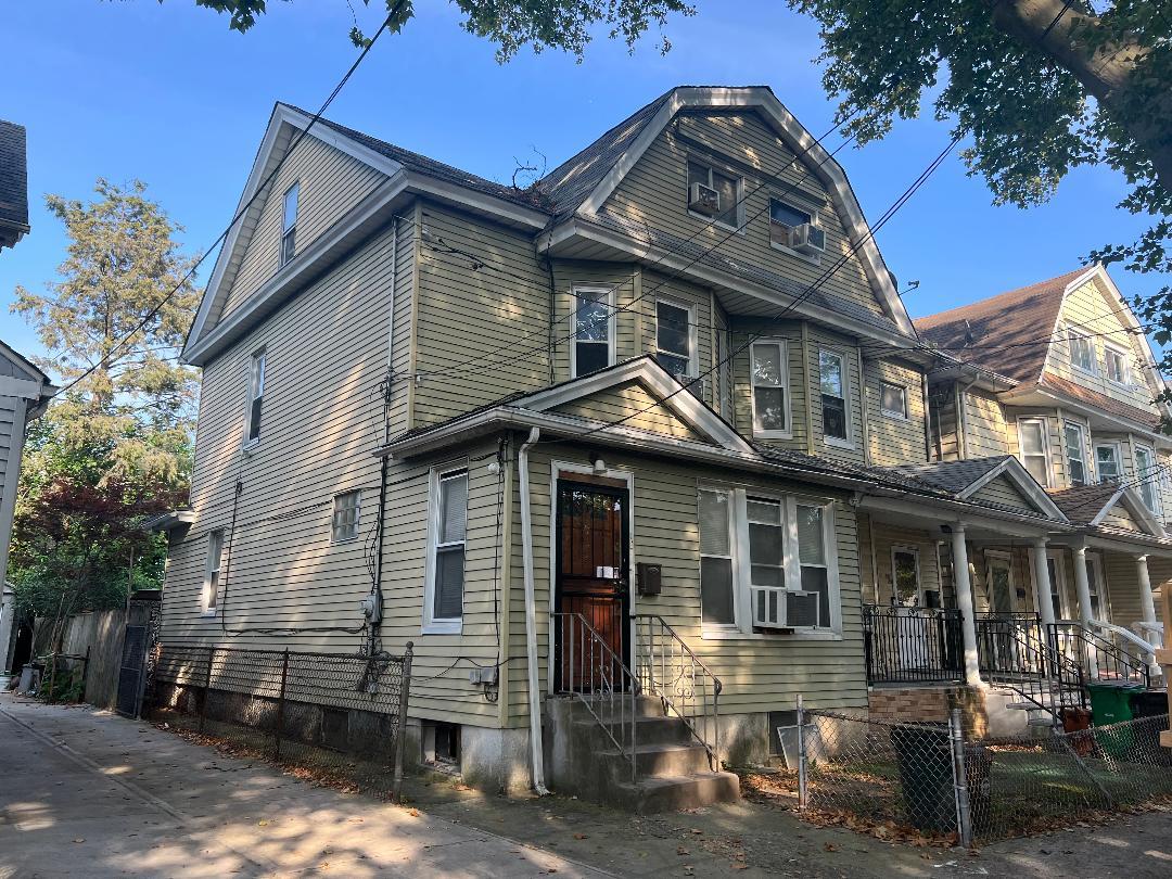 95-27 116 Street, Richmond Hill S., NY 11419