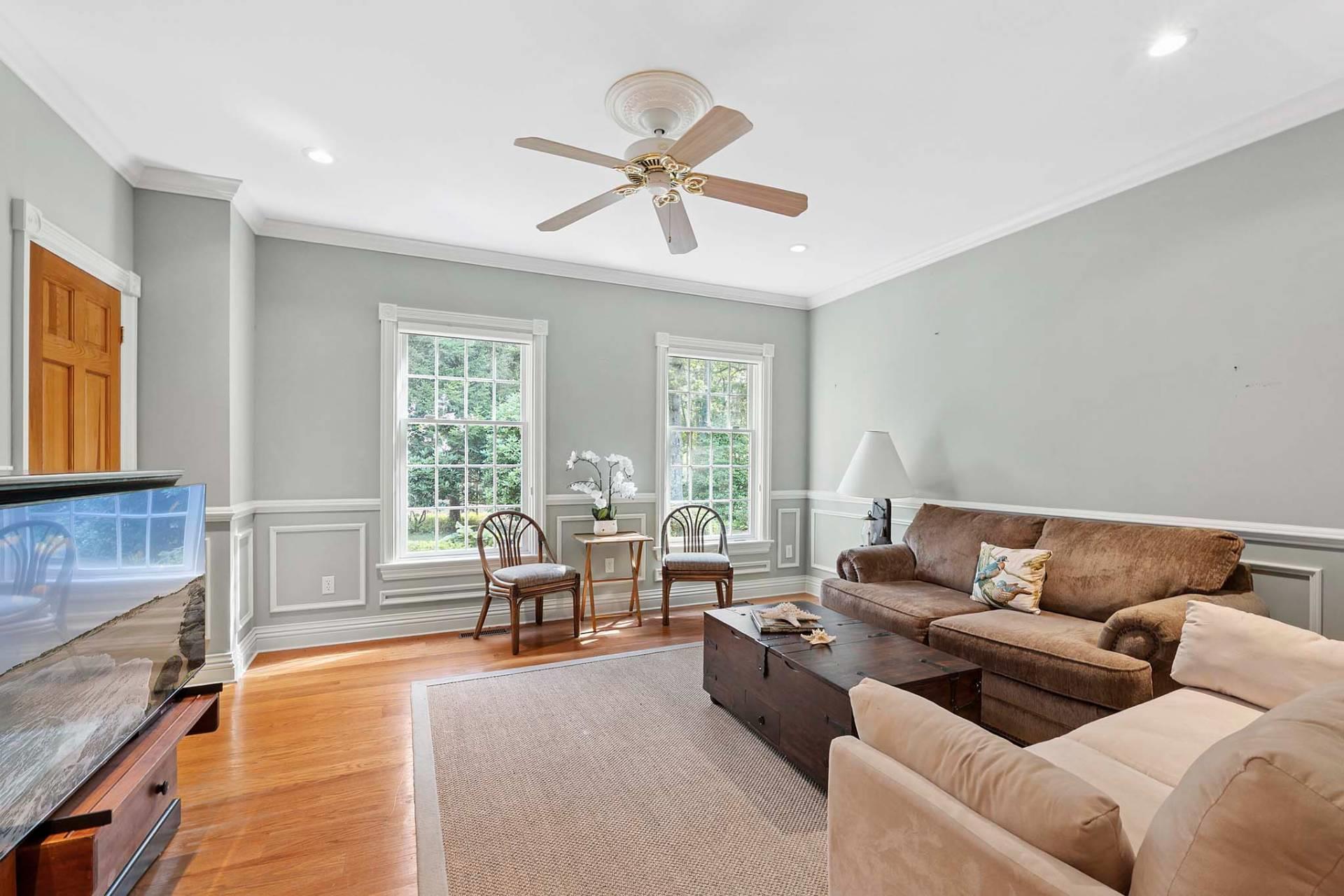 70 Talmage Farm Lane, East Hampton, NY 11937