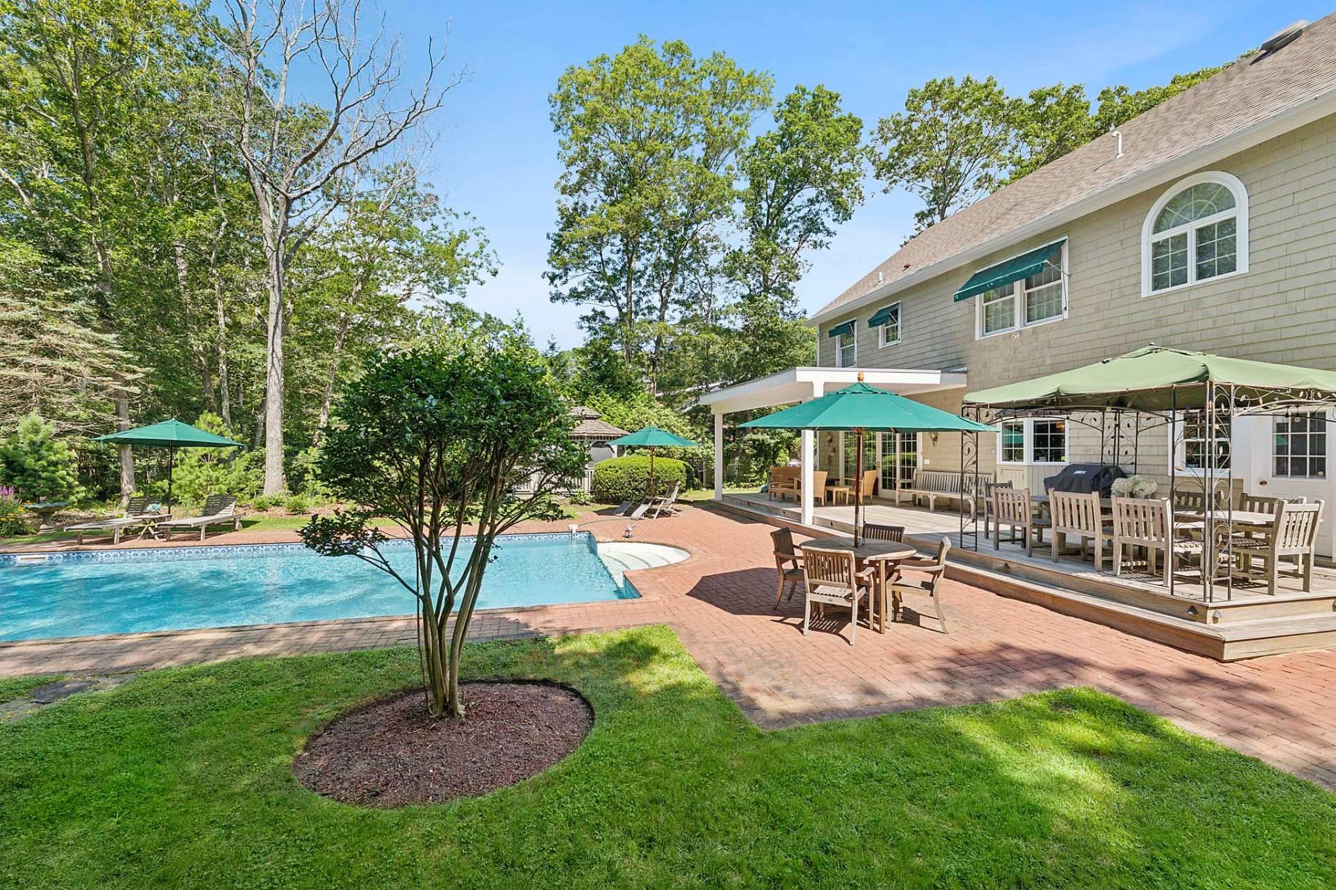 70 Talmage Farm Lane, East Hampton, NY 11937