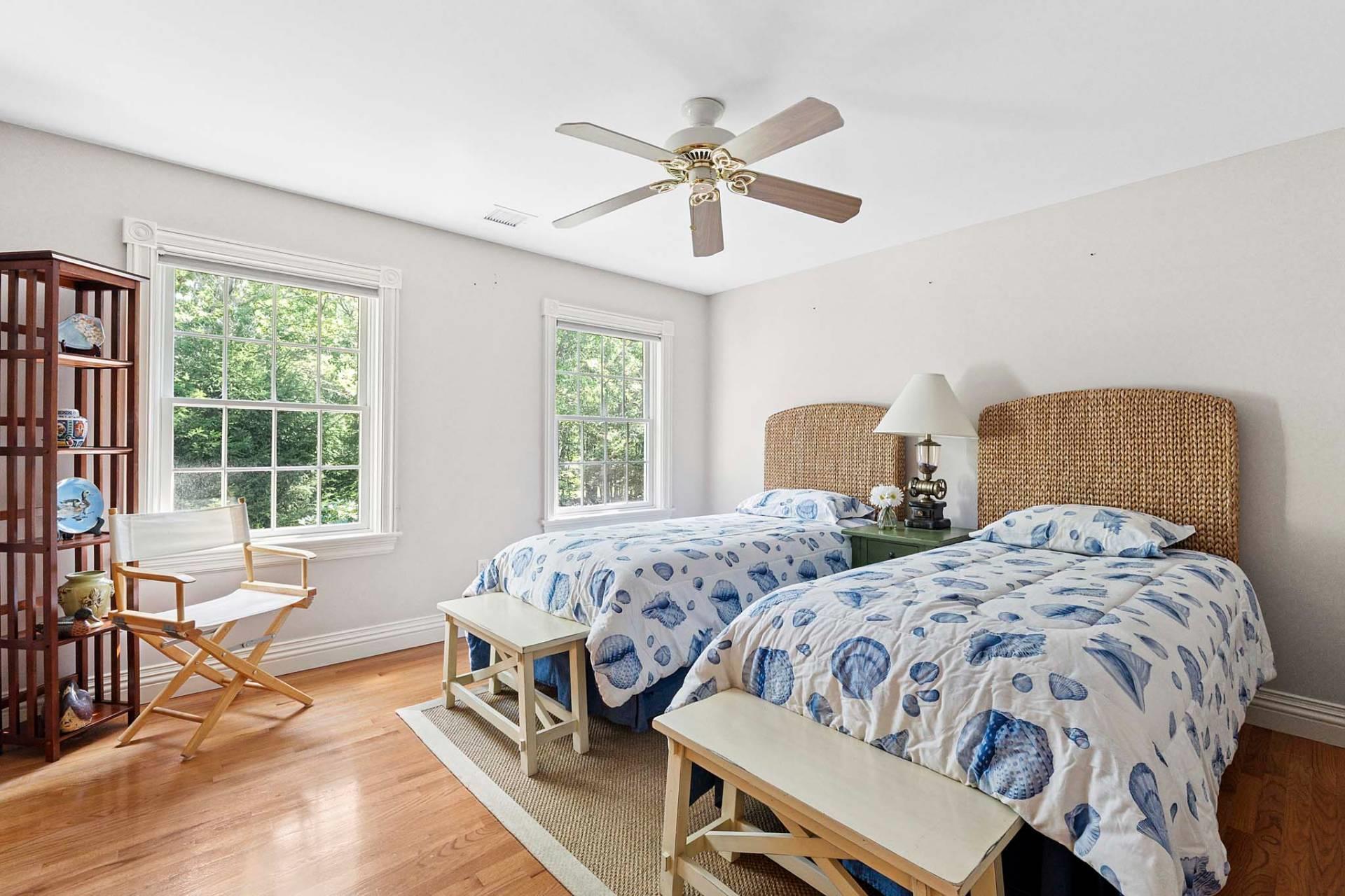 70 Talmage Farm Lane, East Hampton, NY 11937