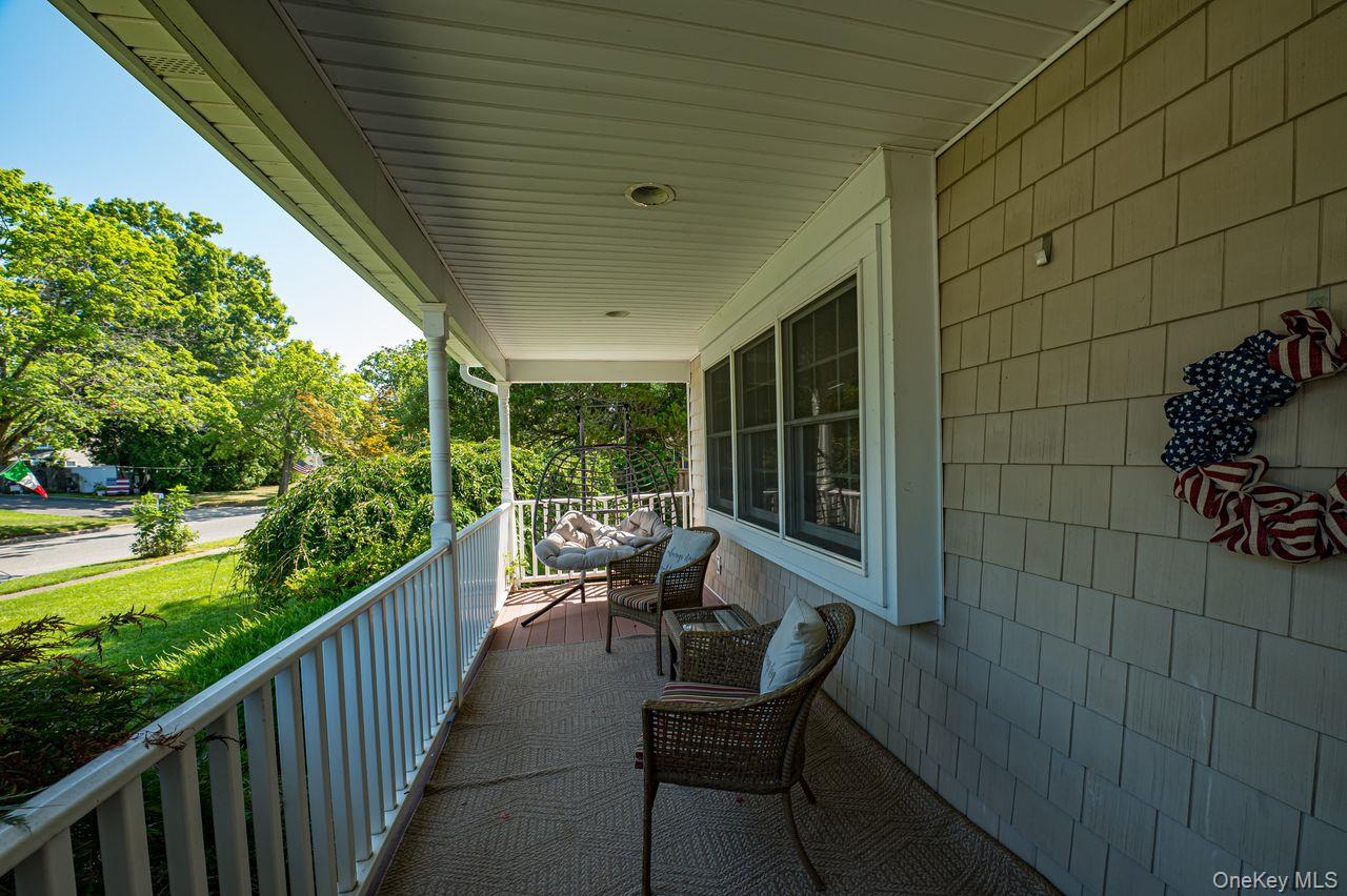 46 Plane Tree Lane, Saint James, NY 11780