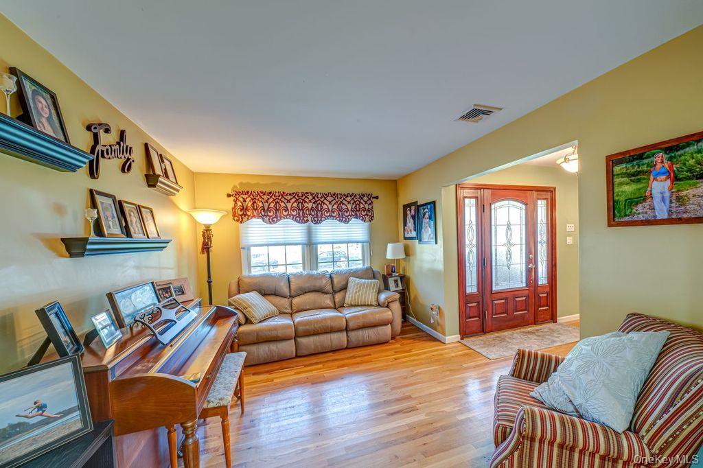 46 Plane Tree Lane, Saint James, NY 11780