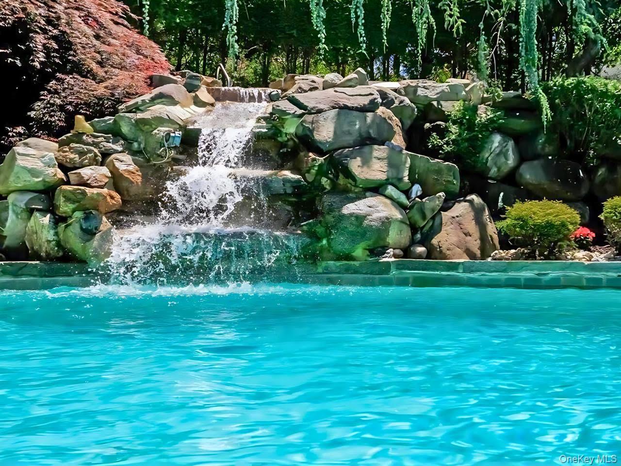 25 Pine Glen Drive, Blauvelt, NY 10913