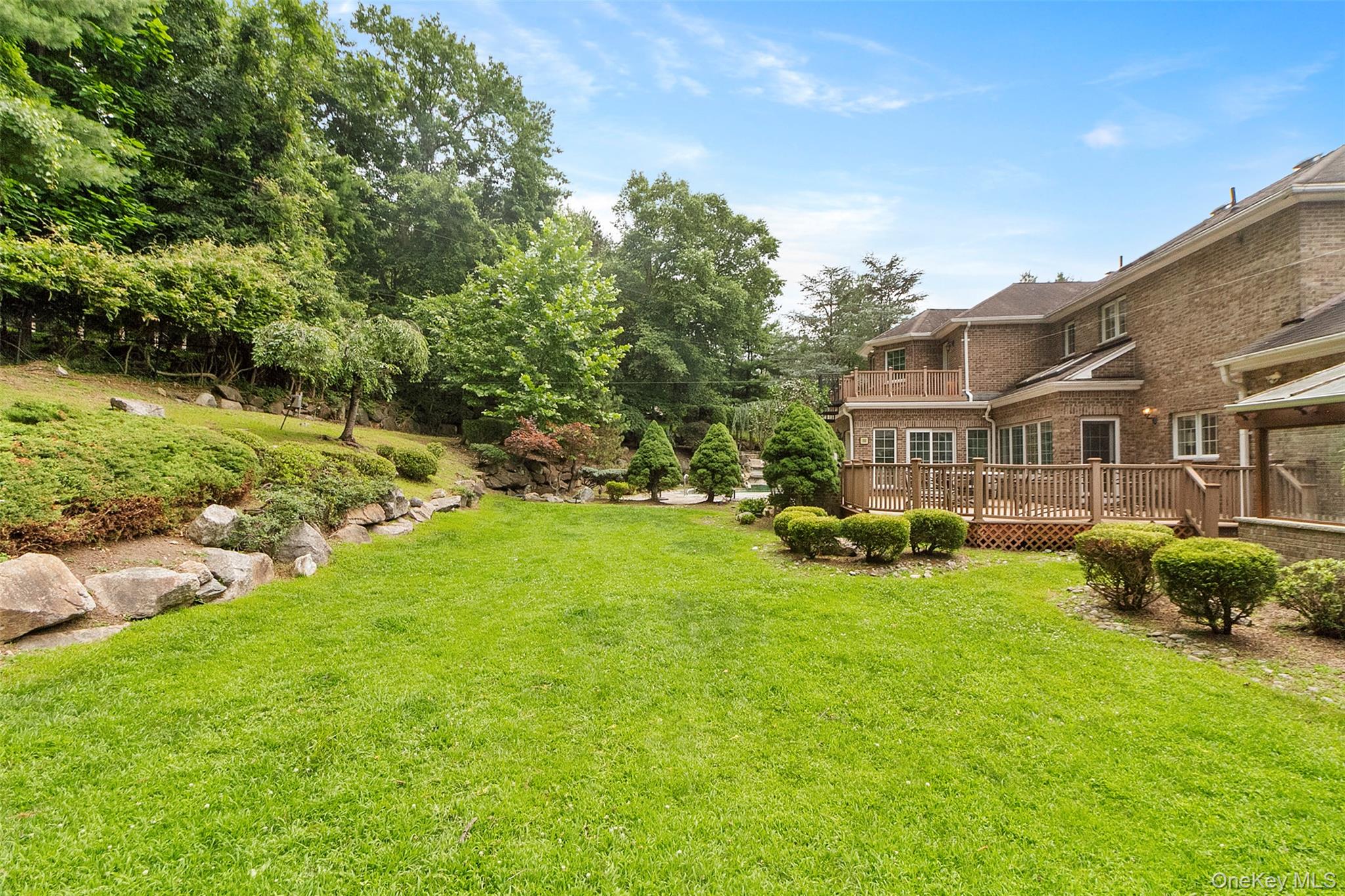 25 Pine Glen Drive, Blauvelt, NY 10913