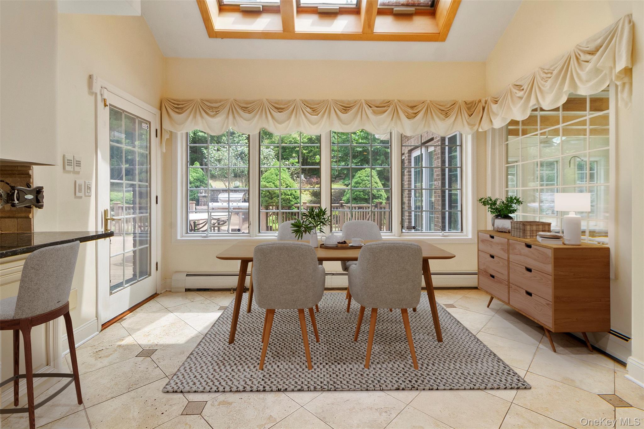 25 Pine Glen Drive, Blauvelt, NY 10913