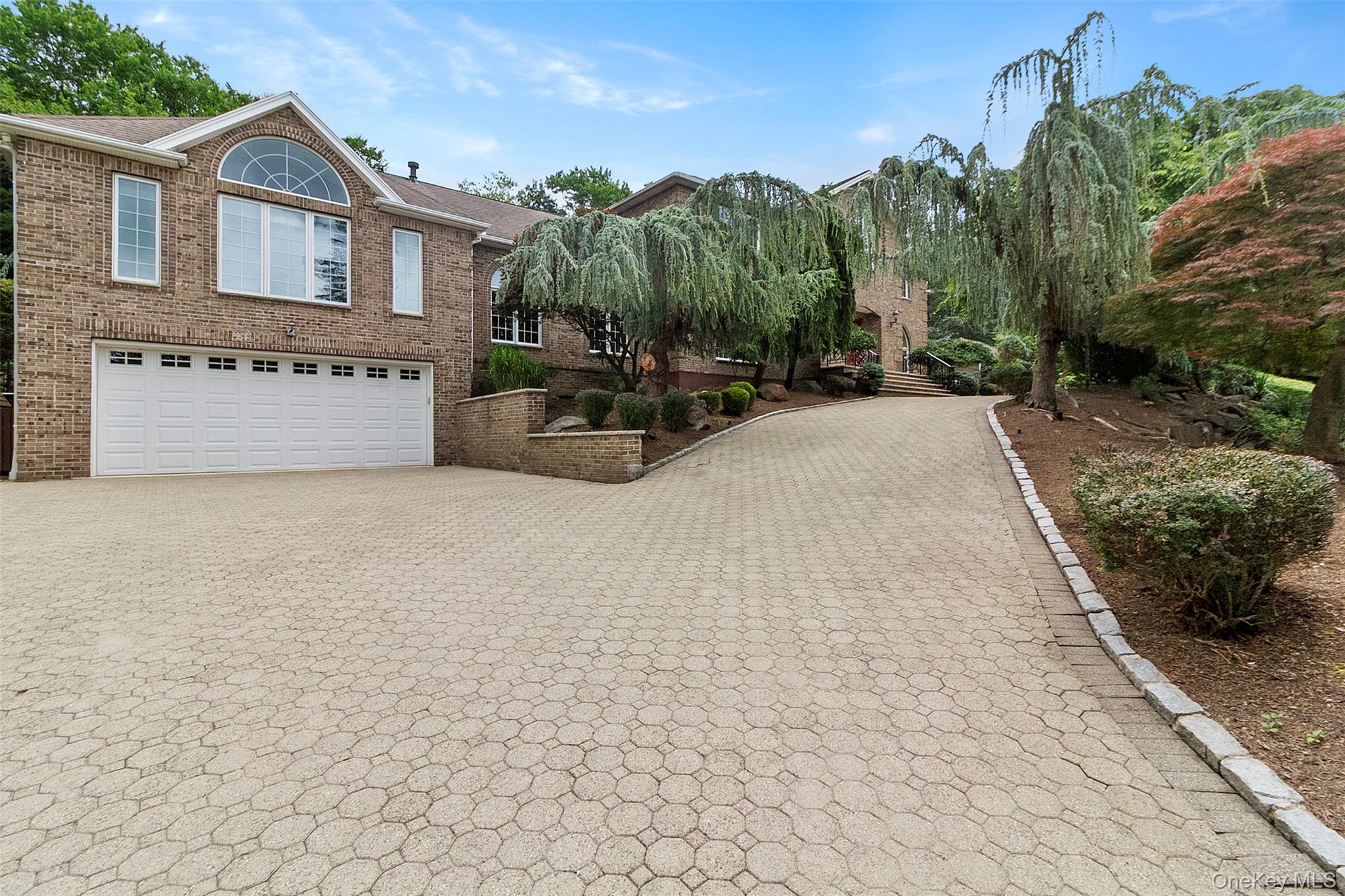 25 Pine Glen Drive, Blauvelt, NY 10913