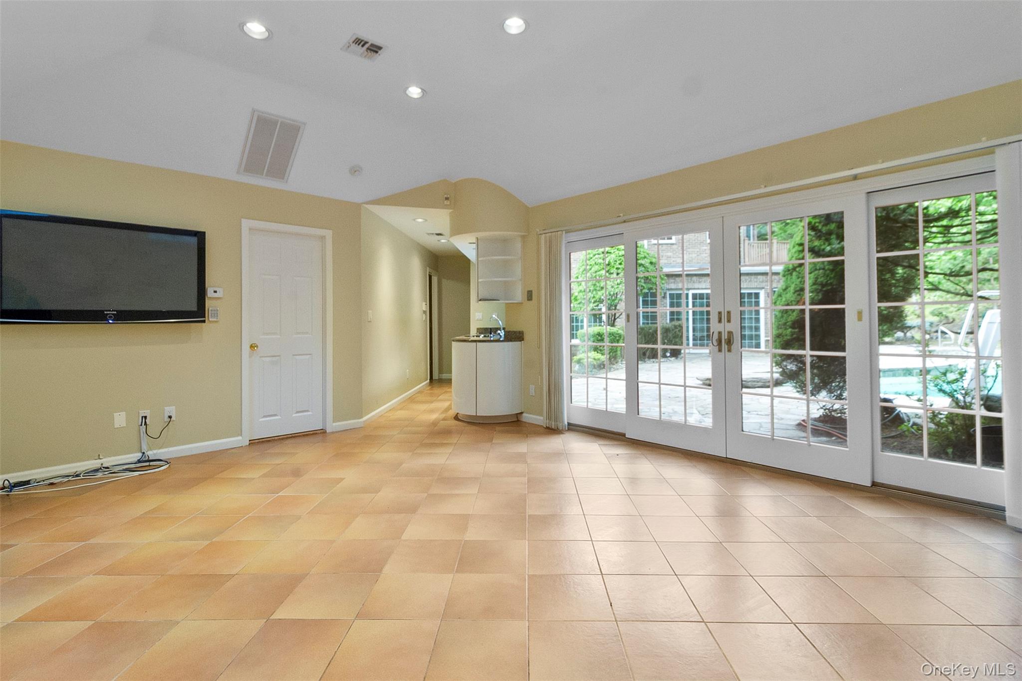 25 Pine Glen Drive, Blauvelt, NY 10913