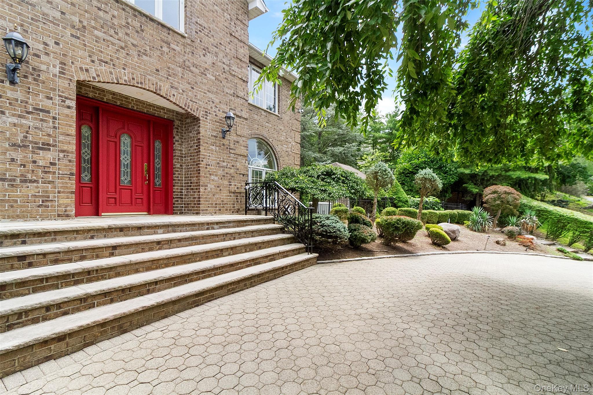 25 Pine Glen Drive, Blauvelt, NY 10913