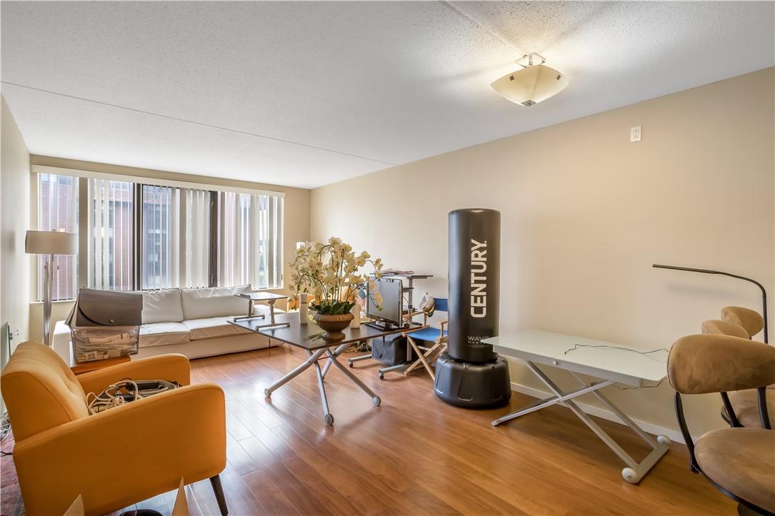4 Martine Avenue # 809, White Plains, NY 10606