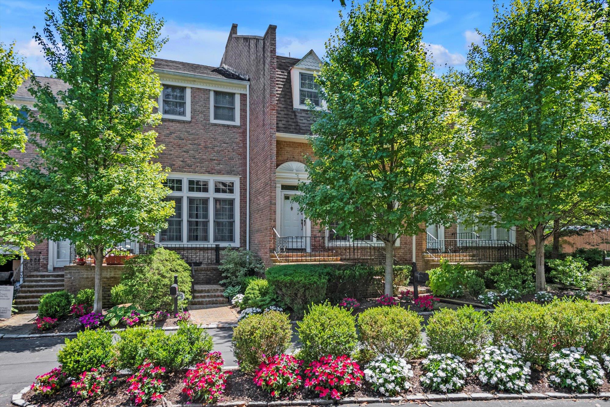 62 Marjorie Court, Manhasset, NY 11030