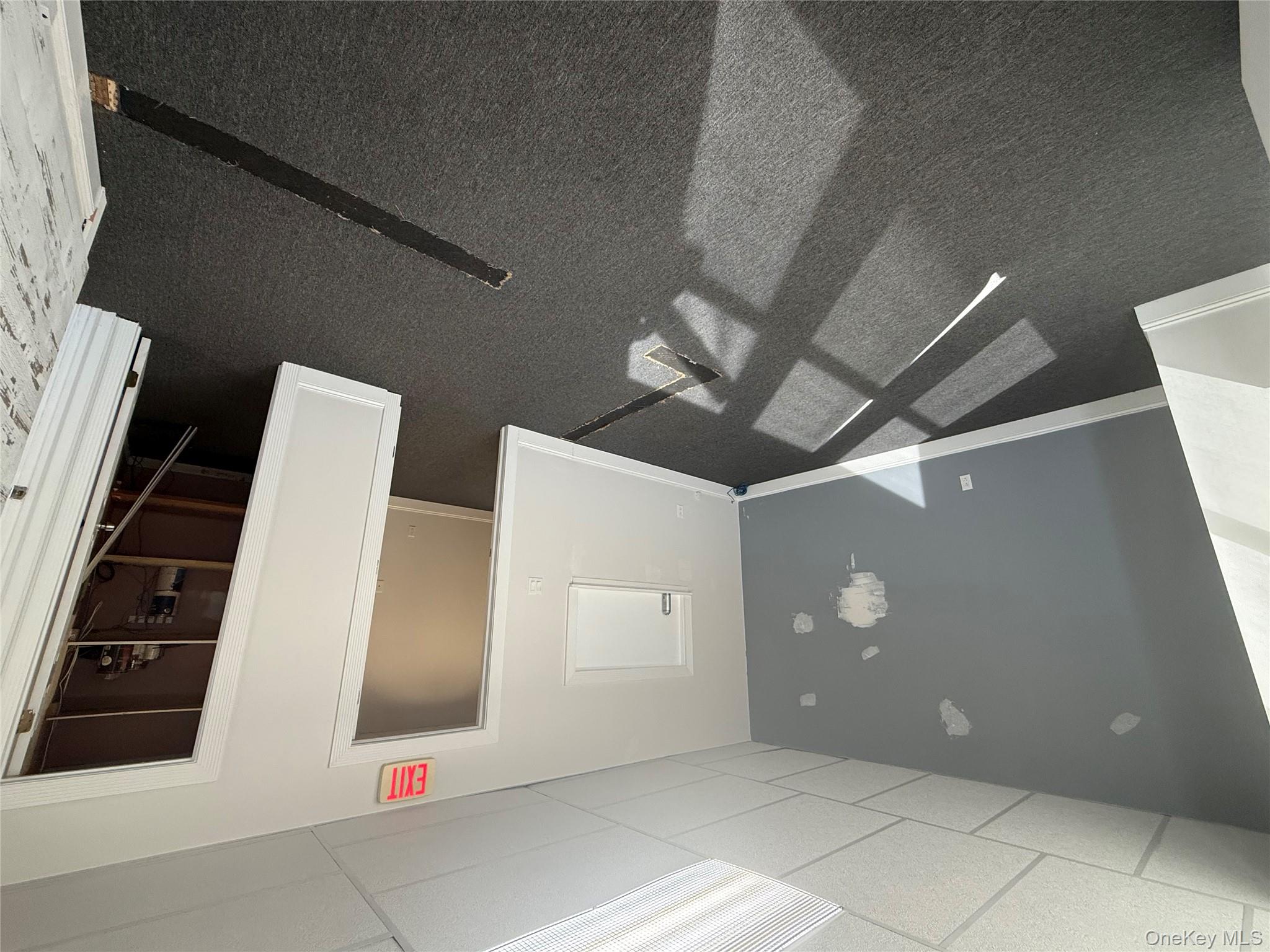 2042 N Country Road # 201/202, Wading River, NY 11792