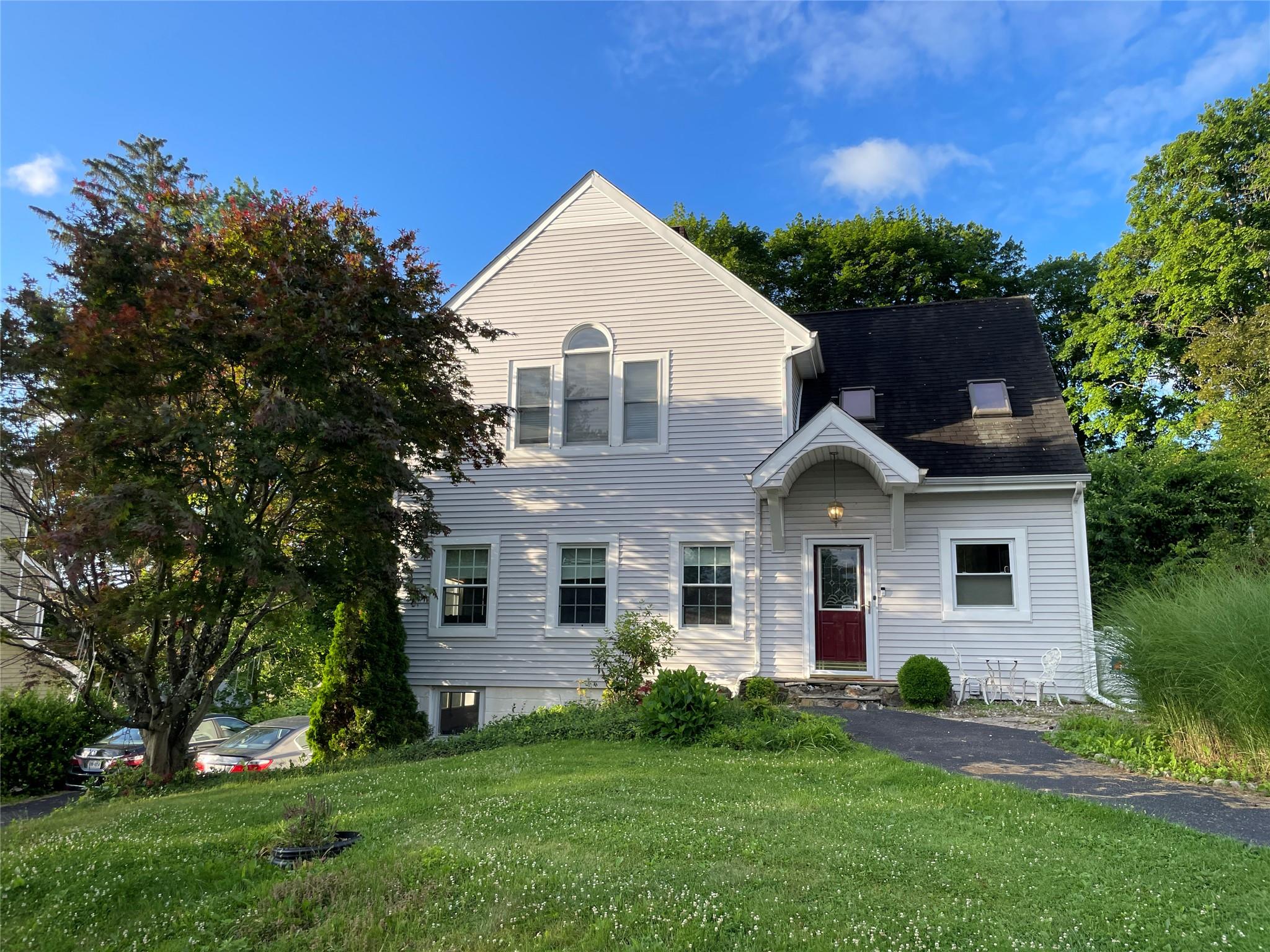 197 Underhill Avenue, Yorktown Heights, NY 10598