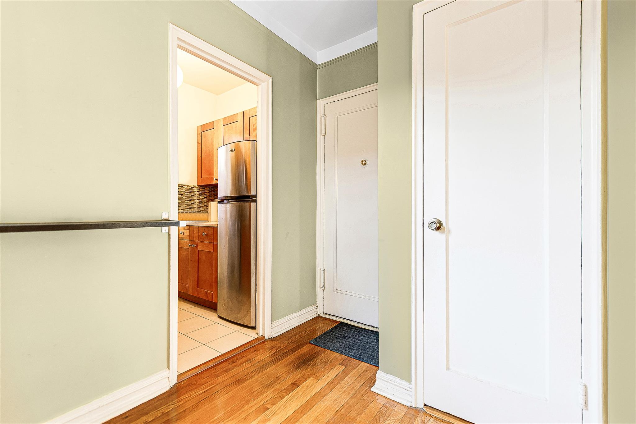 77-34 113 Street # 3D, Forest Hills, NY 11375