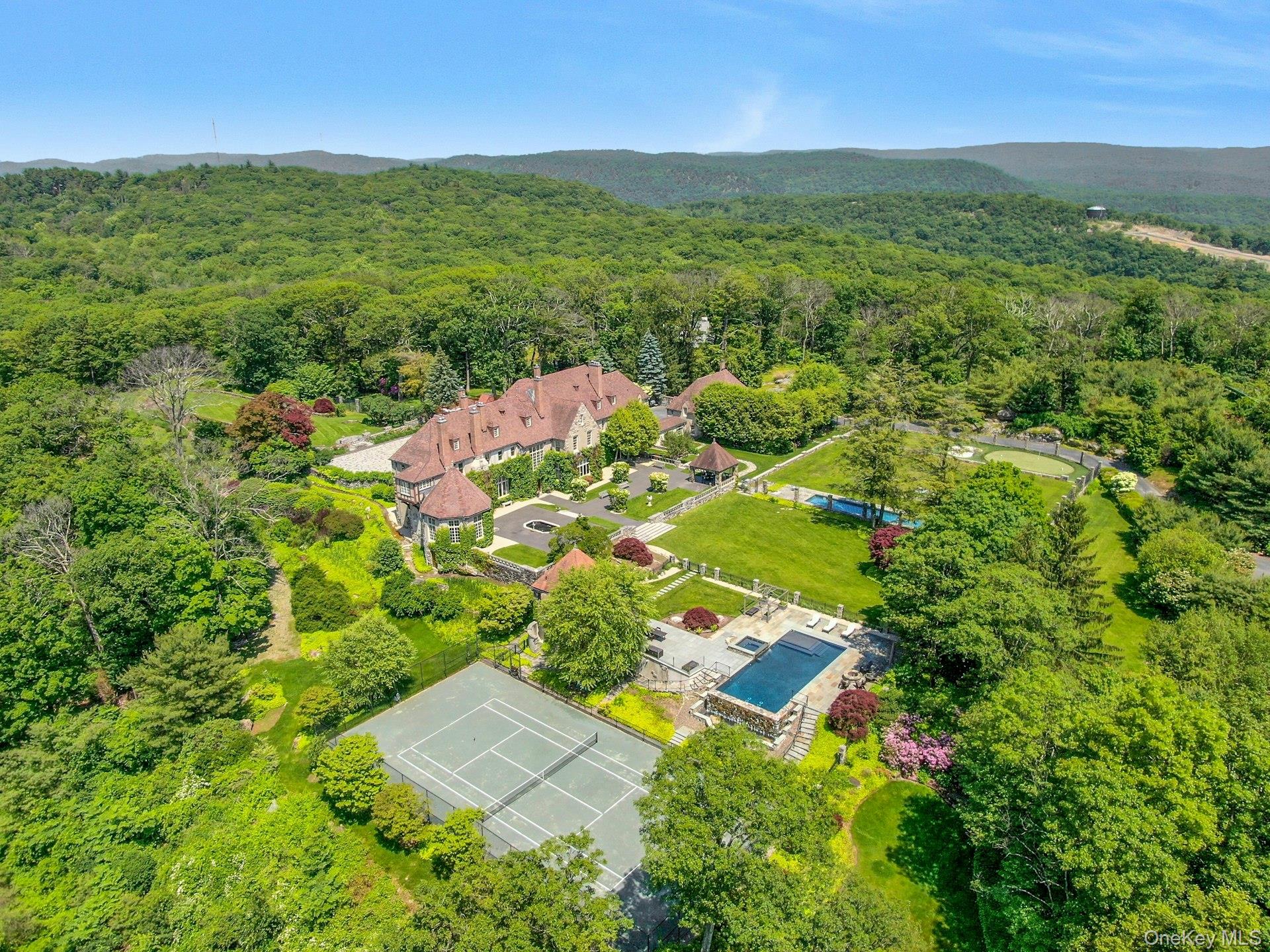 120 Ridge Road, Tuxedo Park, NY 10987