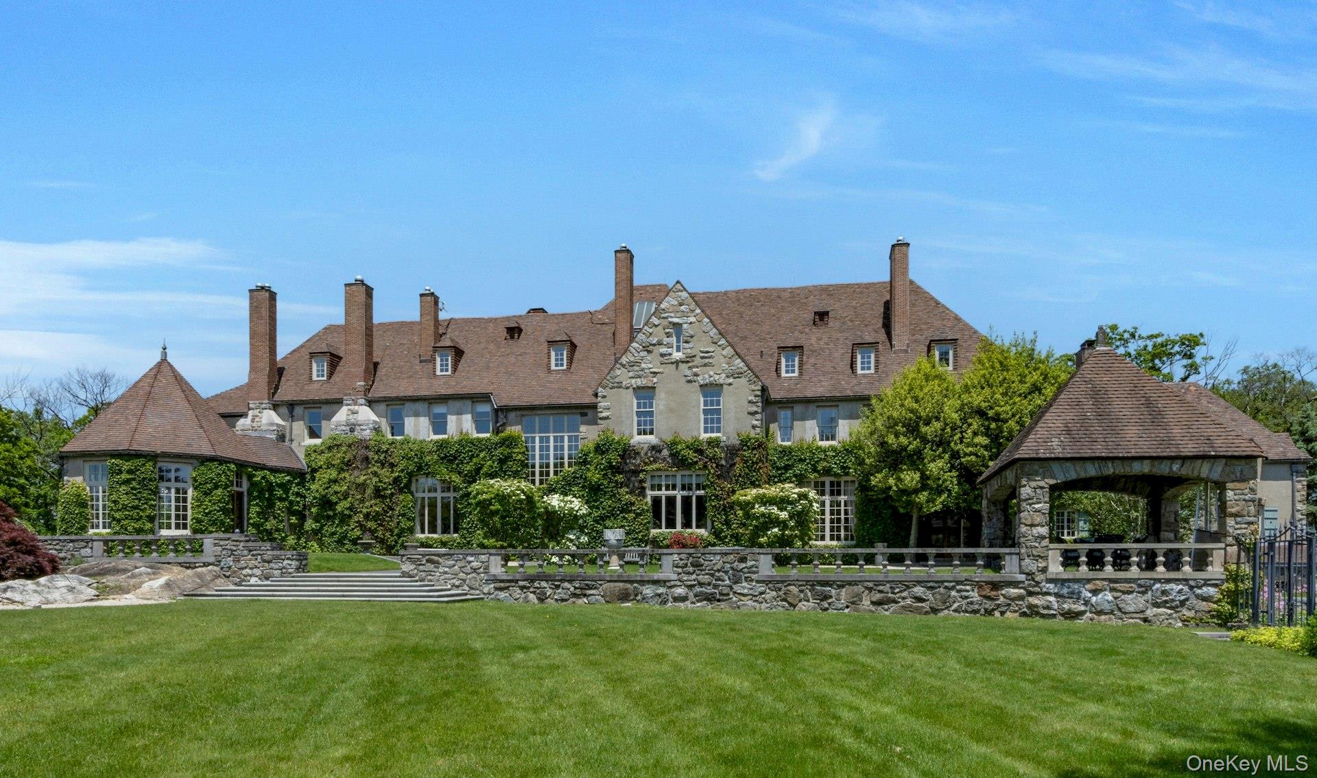 120 Ridge Road, Tuxedo Park, NY 10987