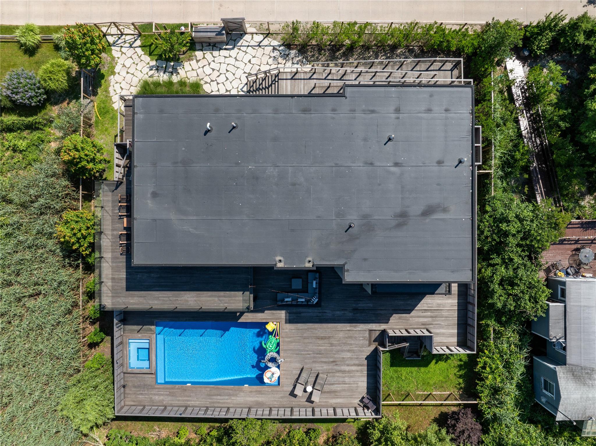 125 Ocean Road, Ocean Beach, NY 11770