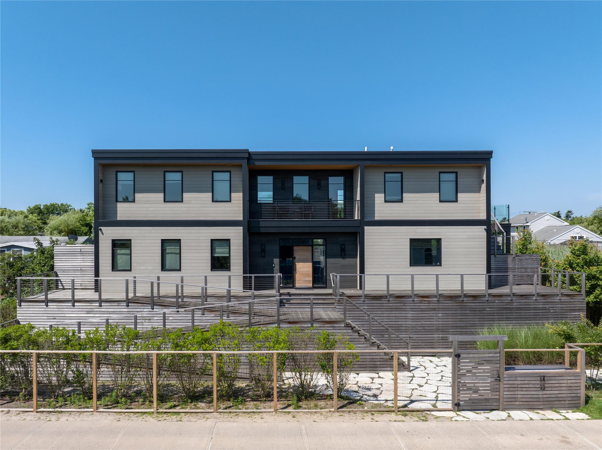 125 Ocean Road, Ocean Beach, NY 11770