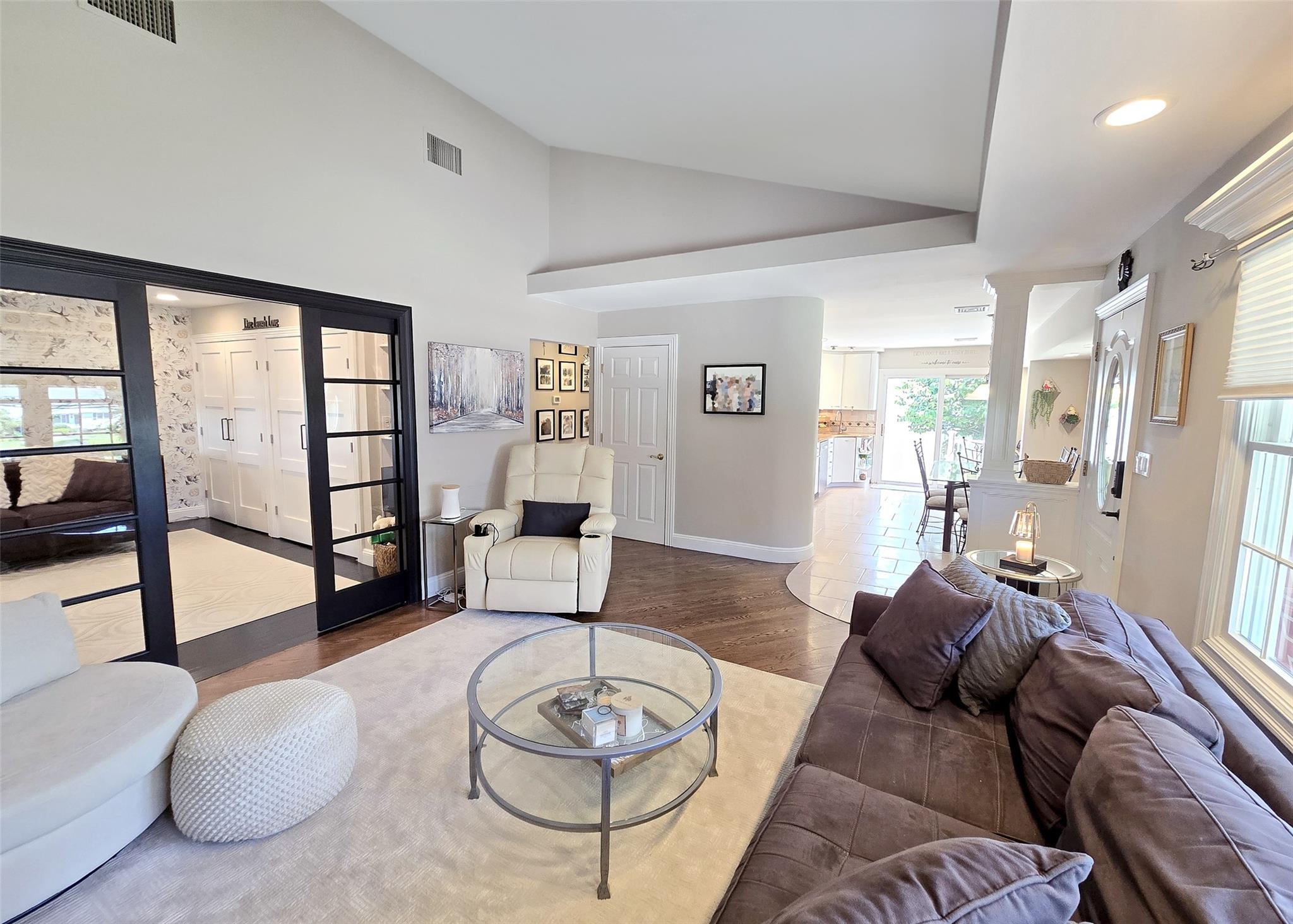 58 Seminole Street, Selden, NY 11784