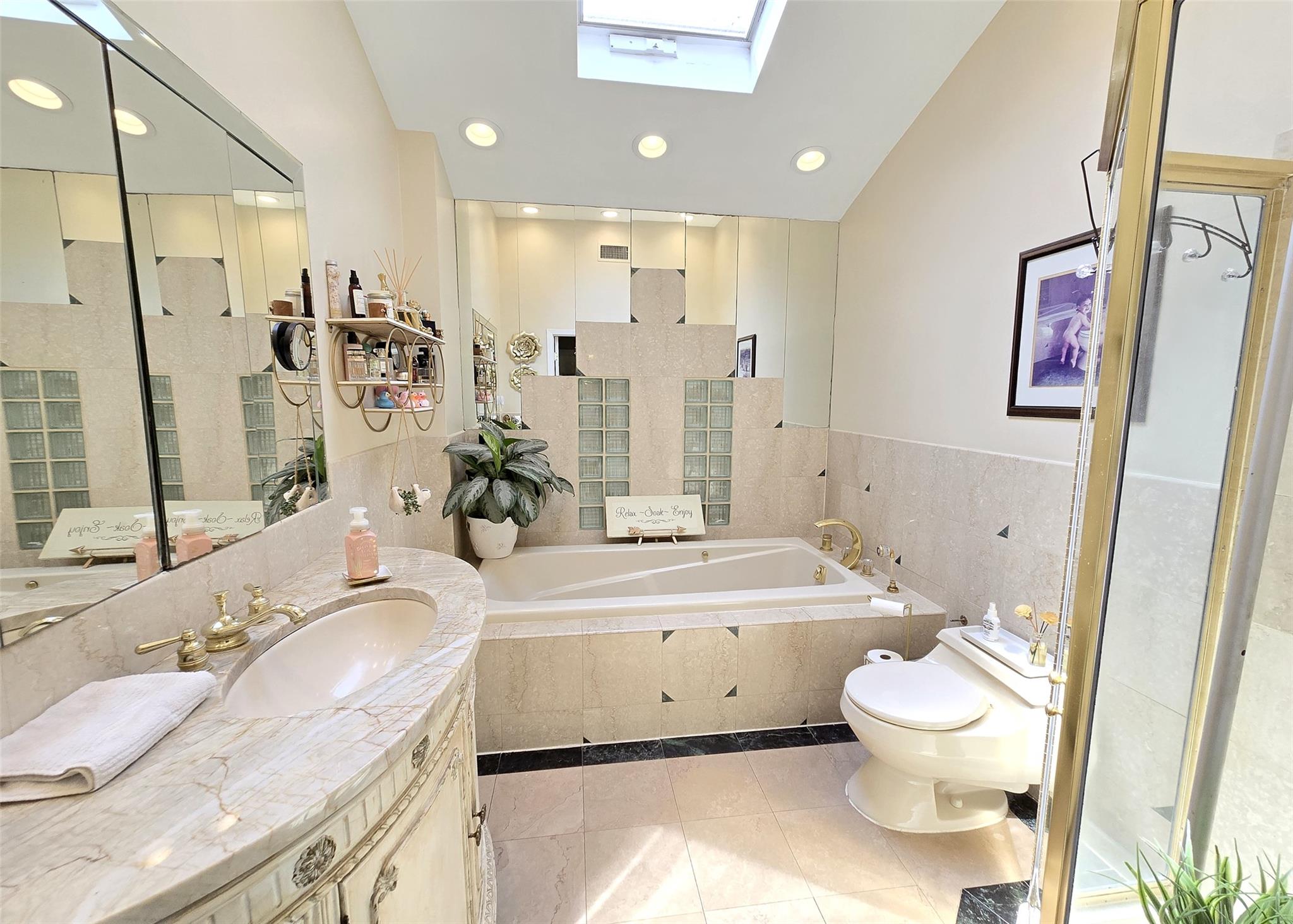 58 Seminole Street, Selden, NY 11784