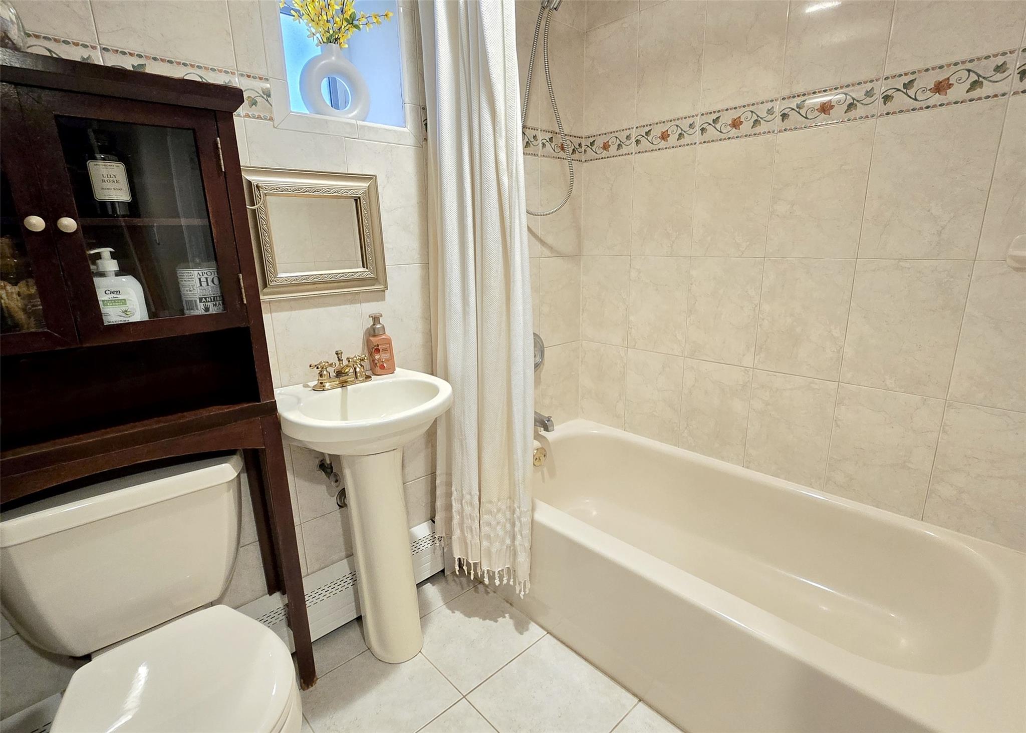 58 Seminole Street, Selden, NY 11784