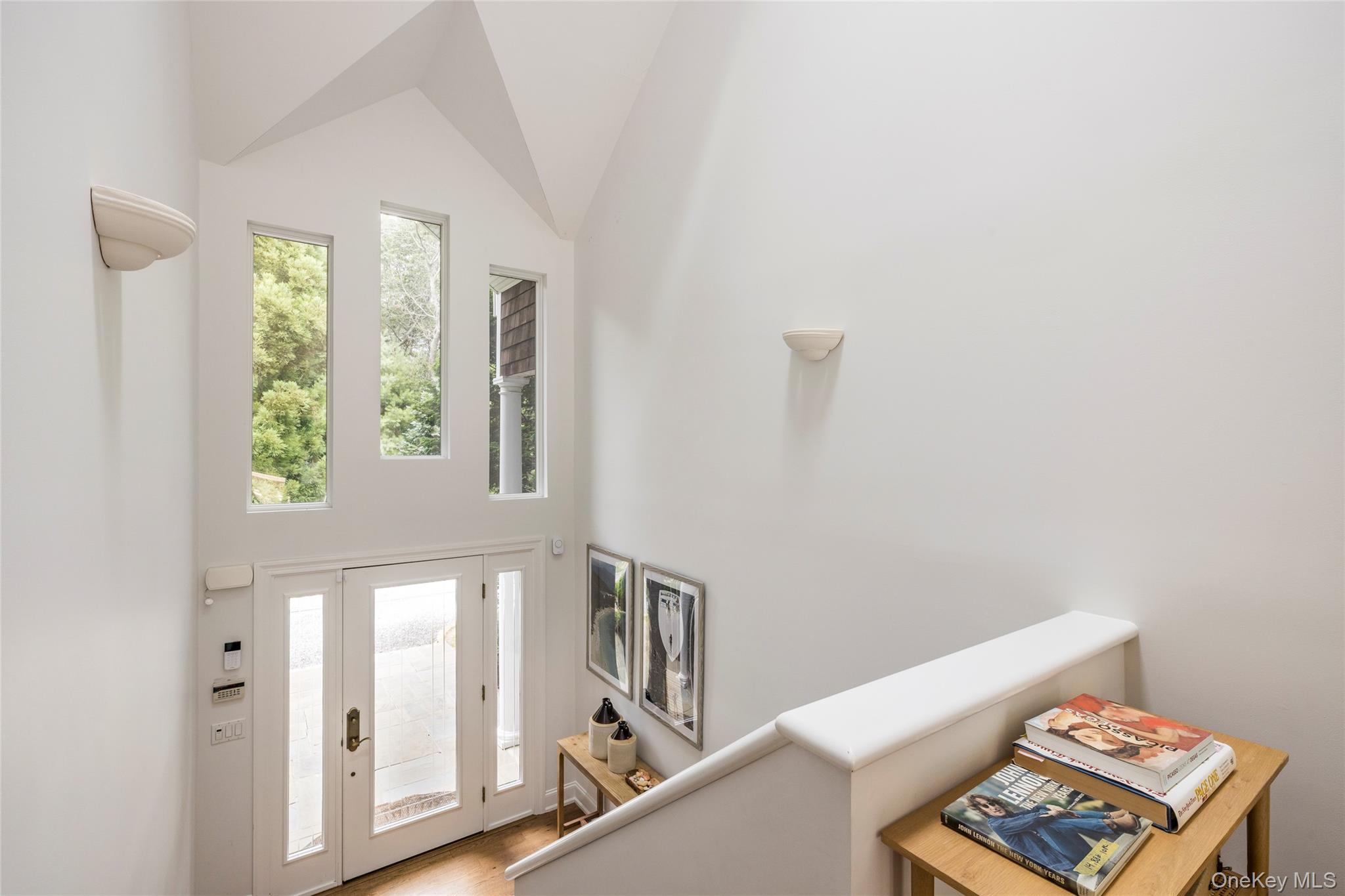 48 Douglas Court, Hampton Bays, NY 11946