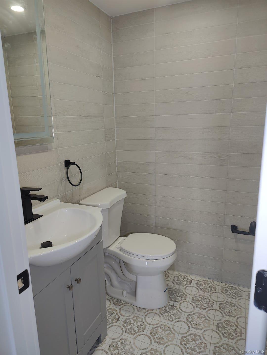 416 Revere Avenue, Bronx, NY 10465